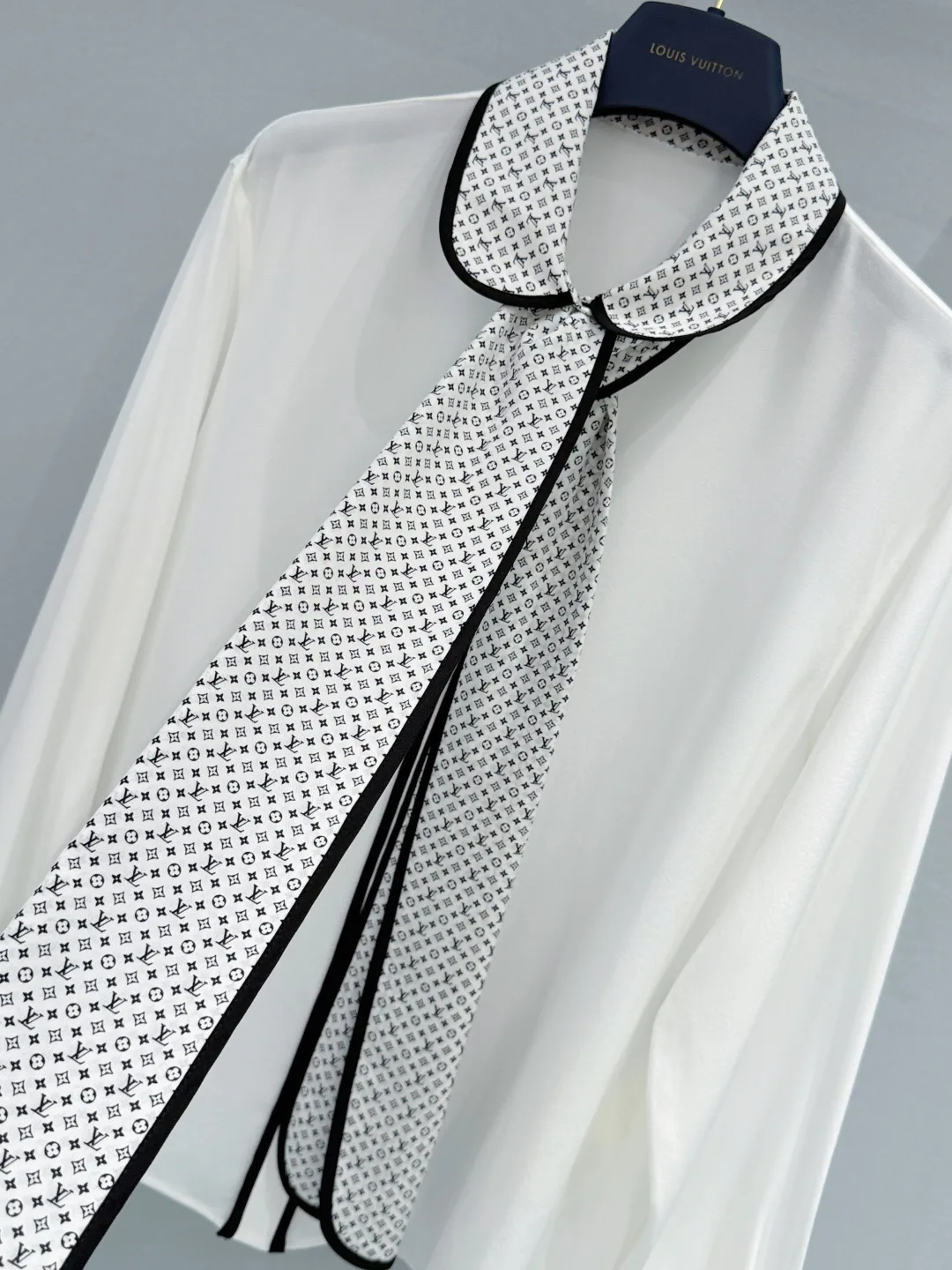 Рубашки Женские Louis Vuitton 12785371
