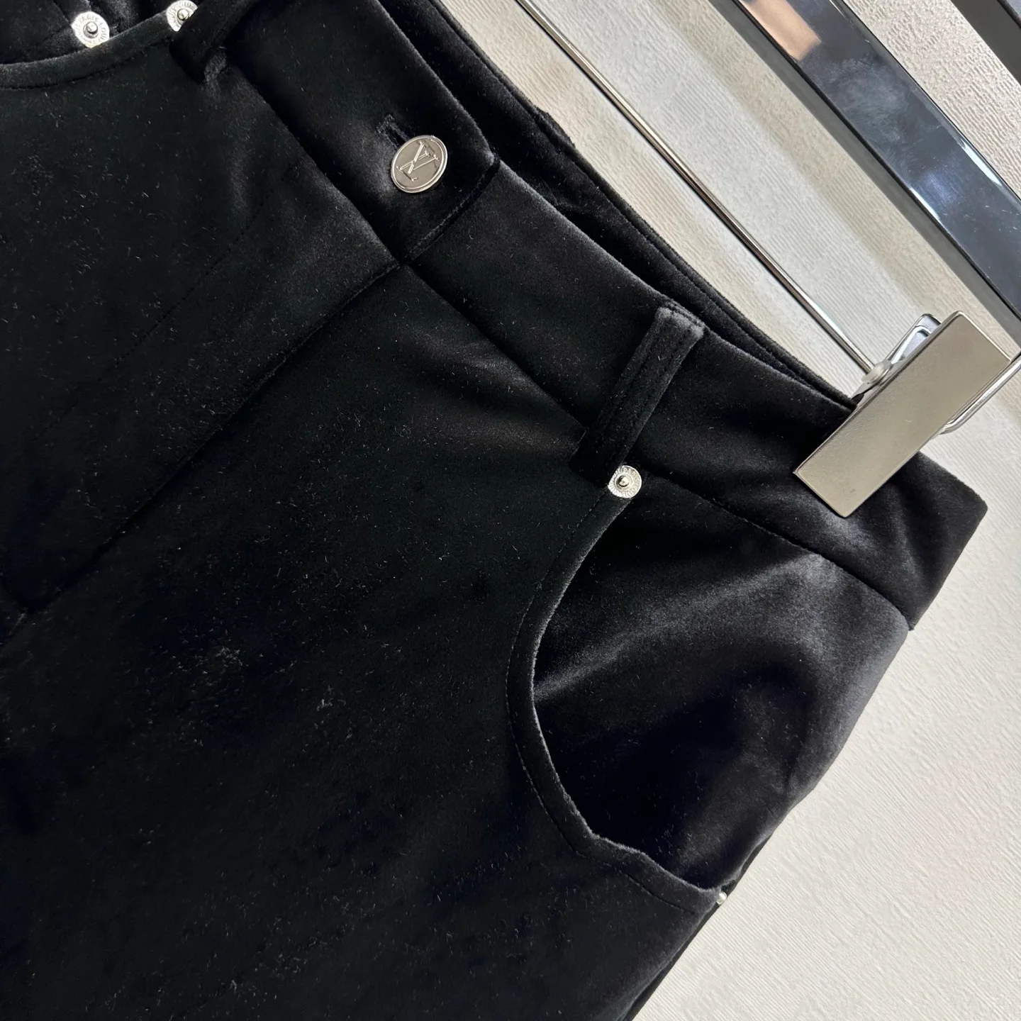 Брюки Женские Louis Vuitton 18775059