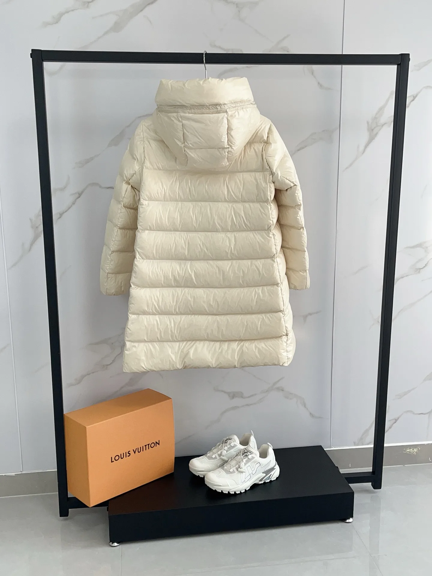 Куртки И Пуховики Женские Moncler 18722875