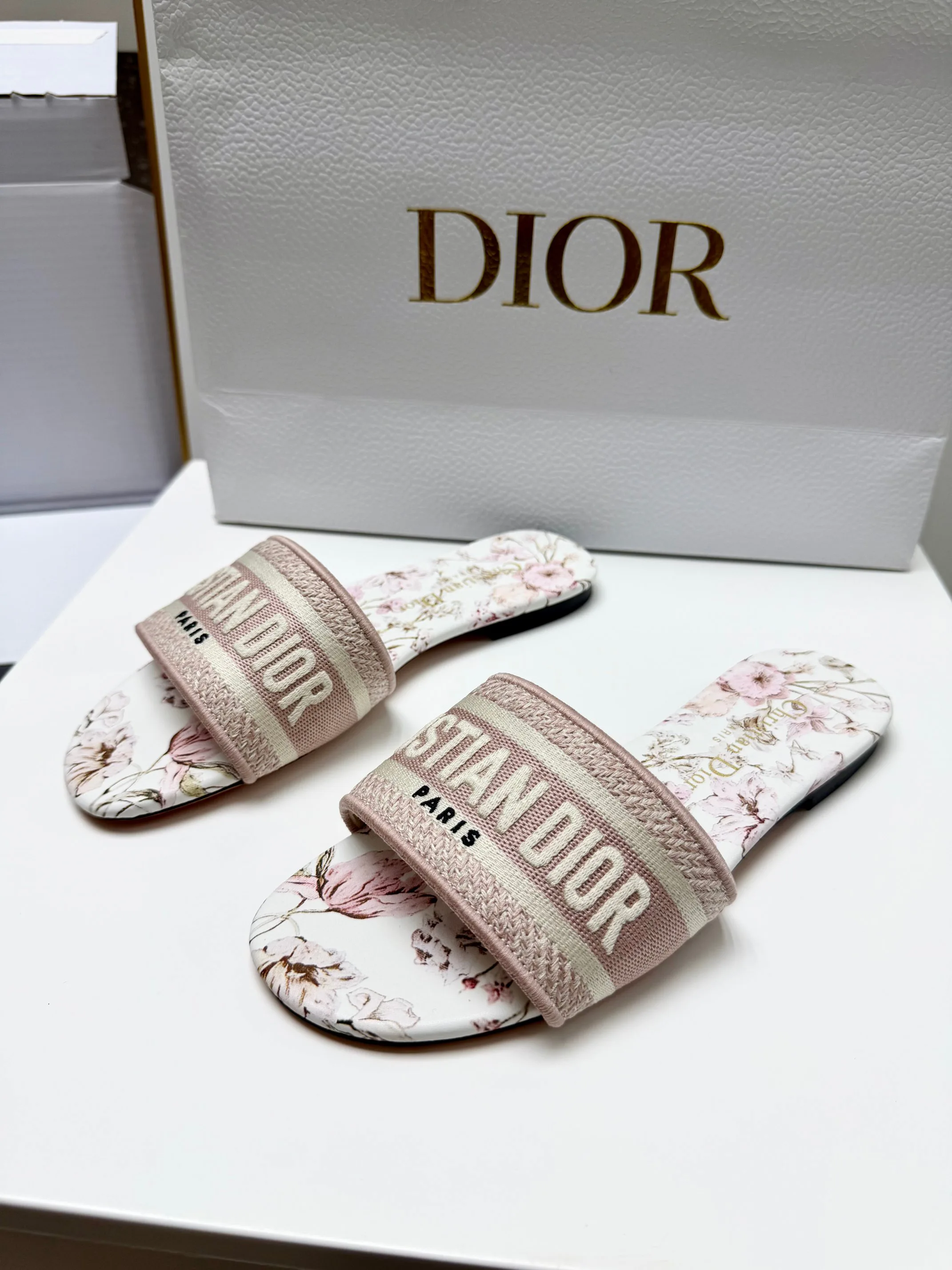 Тапочки Женские Christian Dior 12879961