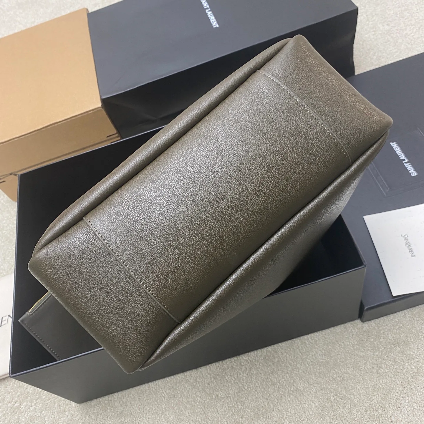 Классические Сумки Женские Saint Laurent 17506949