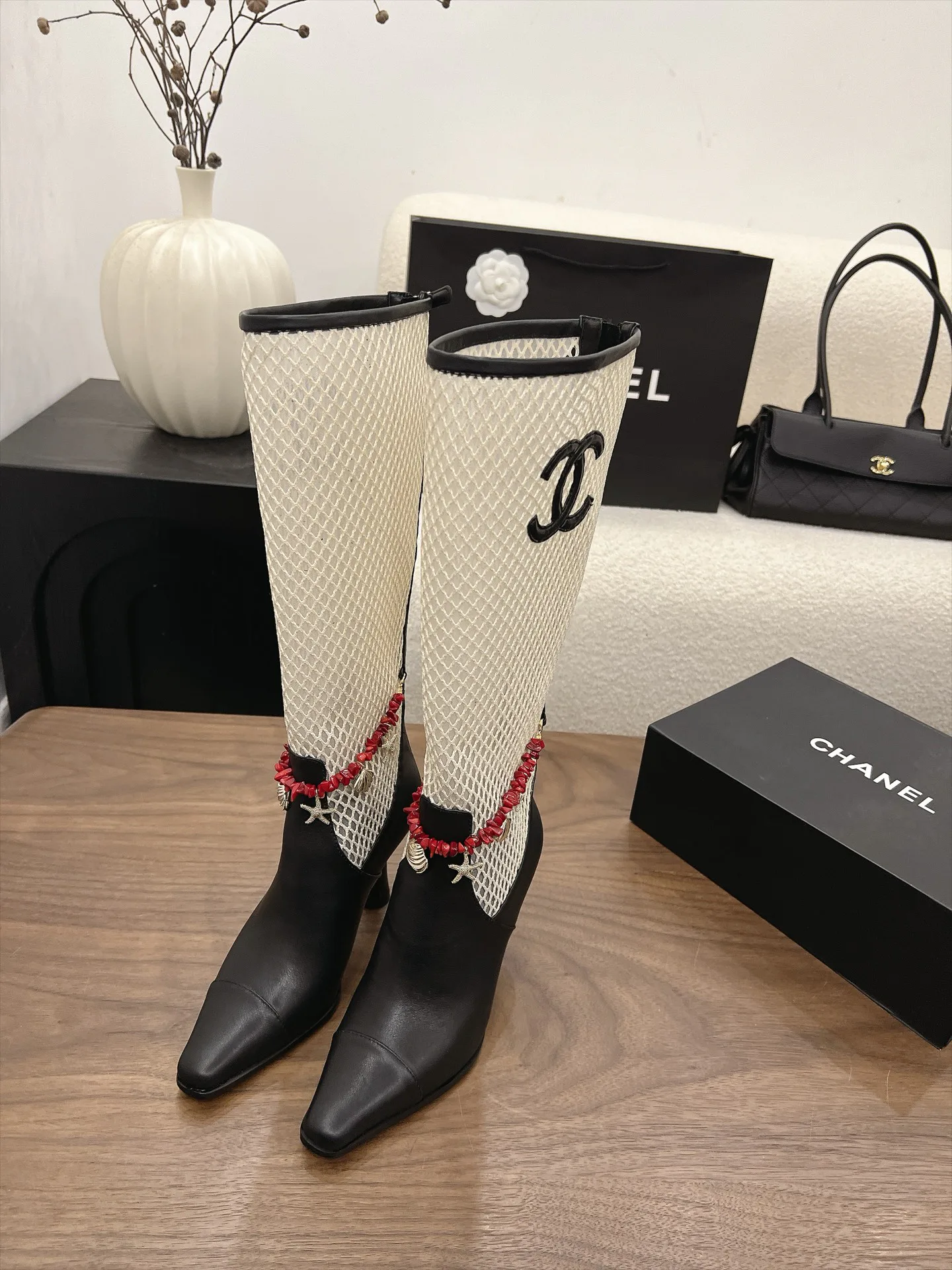 Сапоги Женские Chanel 18223433