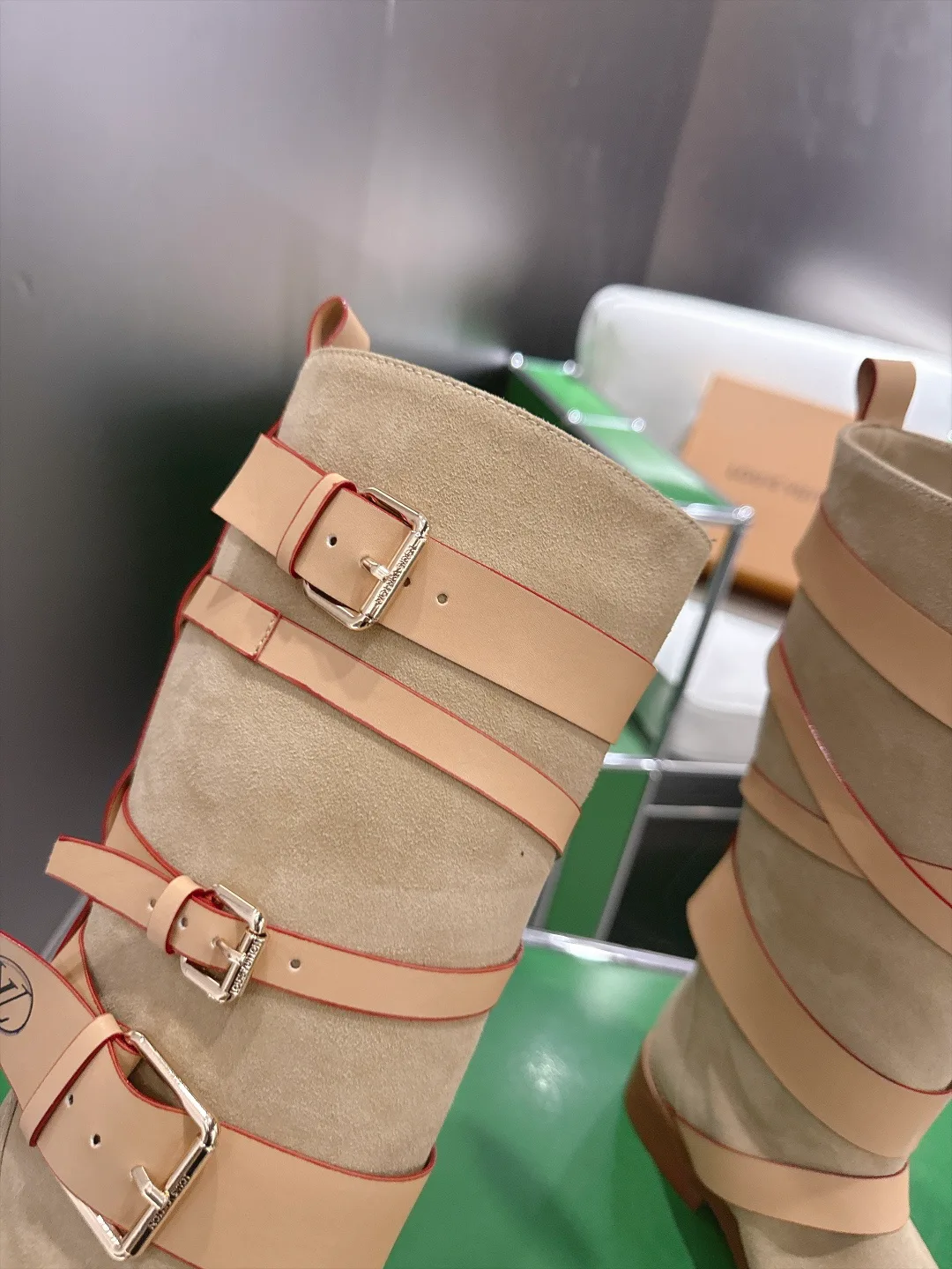Сапоги Женские Louis Vuitton 18053362