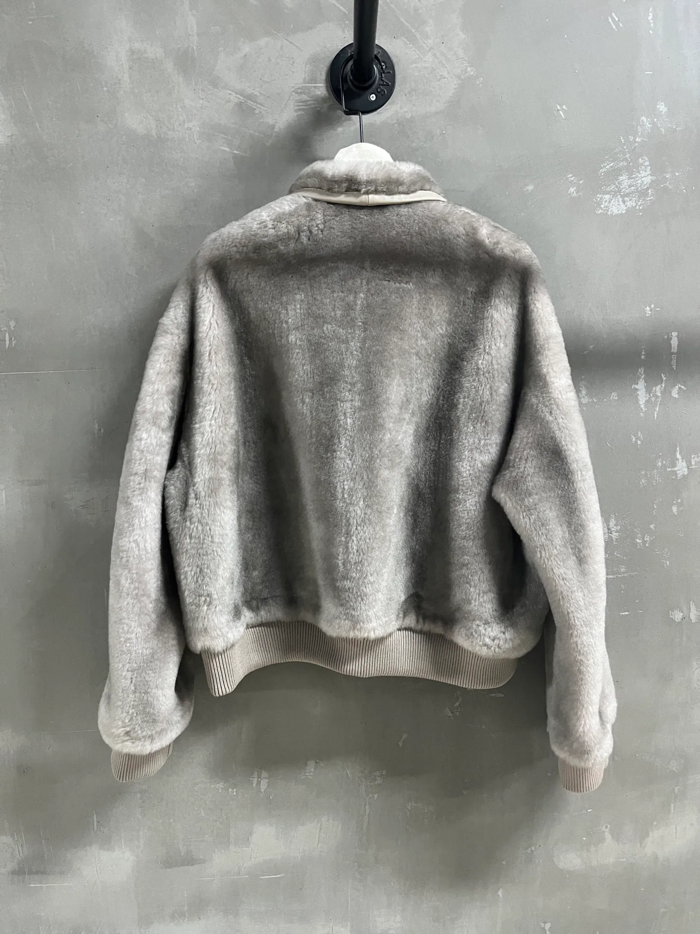 Куртки И Пуховики Женские Miu Miu 409112