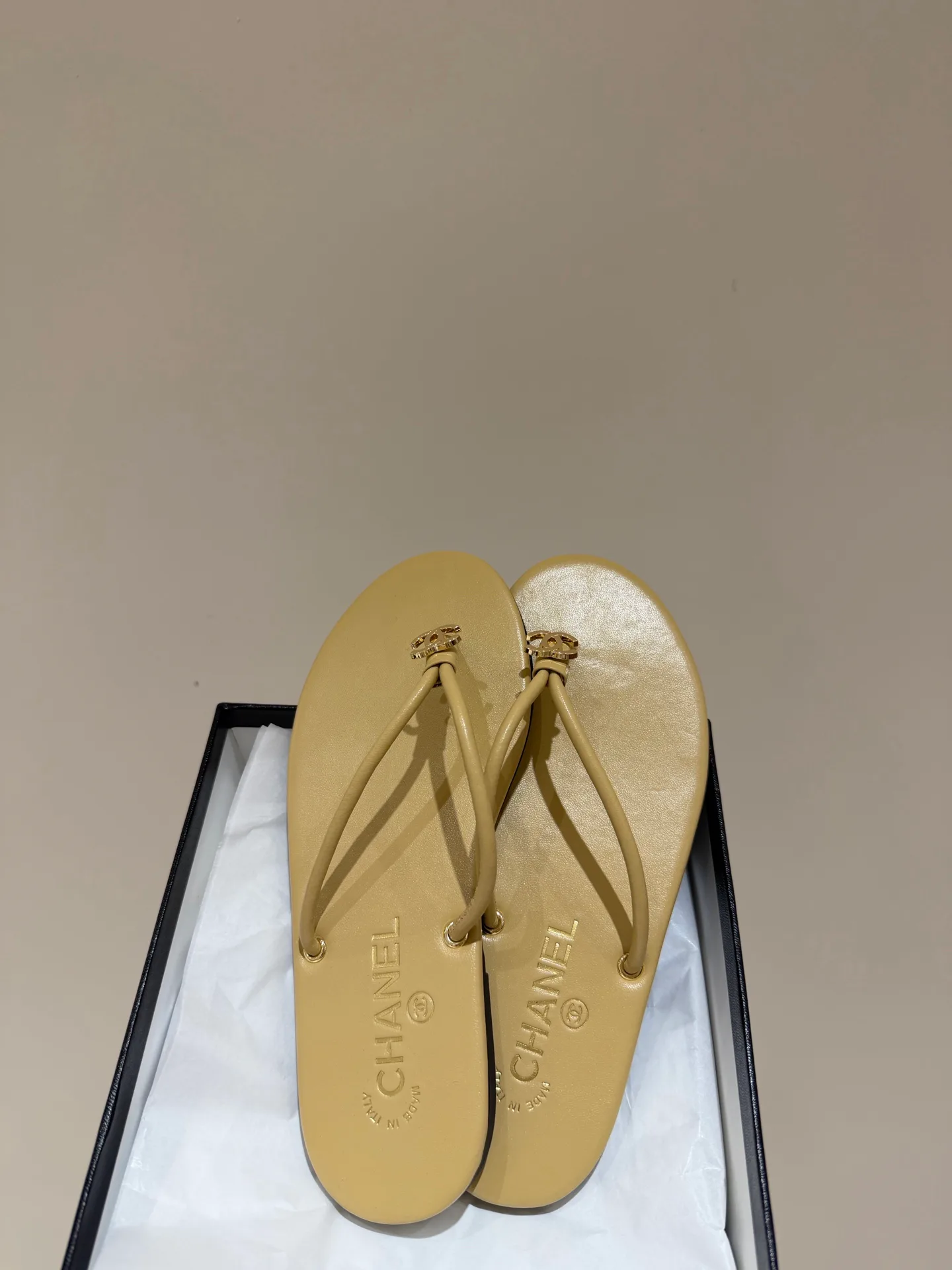 Шлепанцы Женские Chanel 12843827