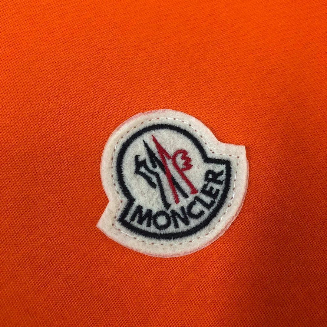 Футболки Женские Moncler 18421