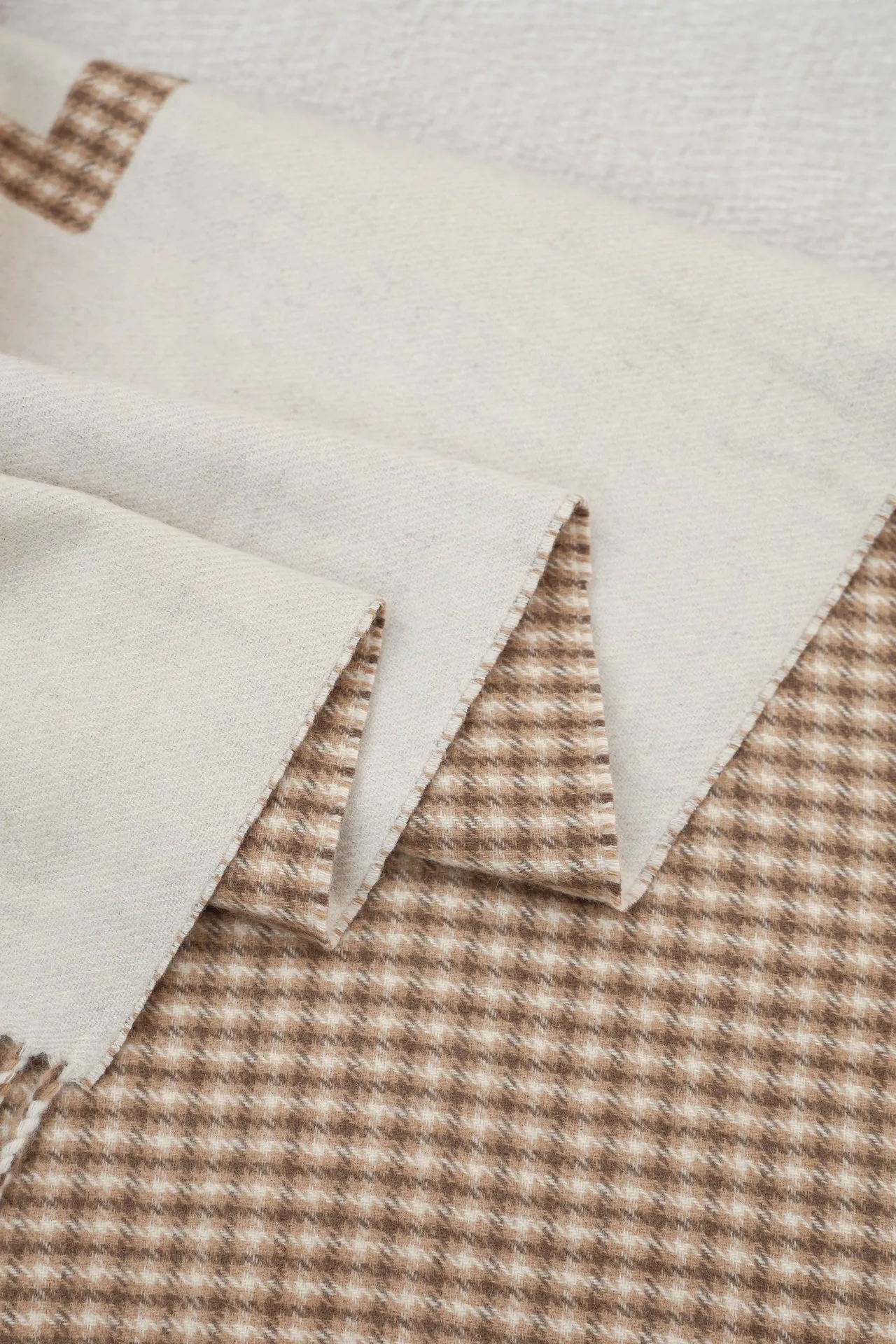 Шарфы Женские Fendi 185663