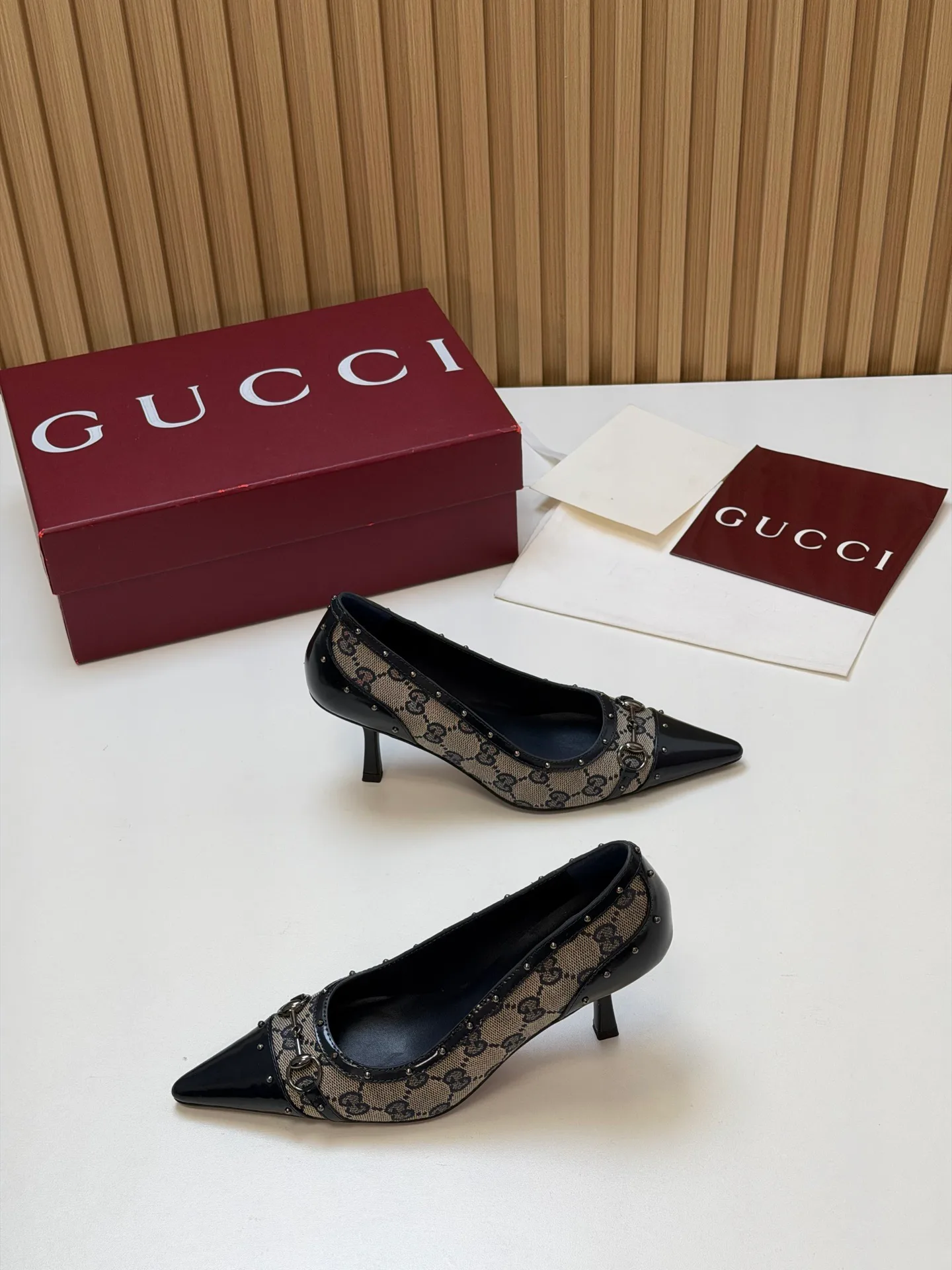 Туфли Женские Gucci 17631697