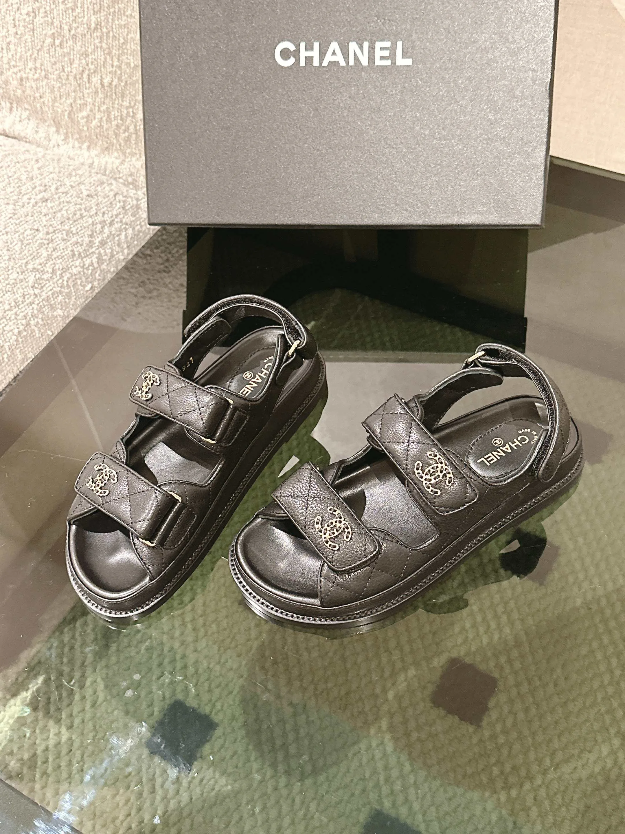Сандалии Женские Chanel 11353652