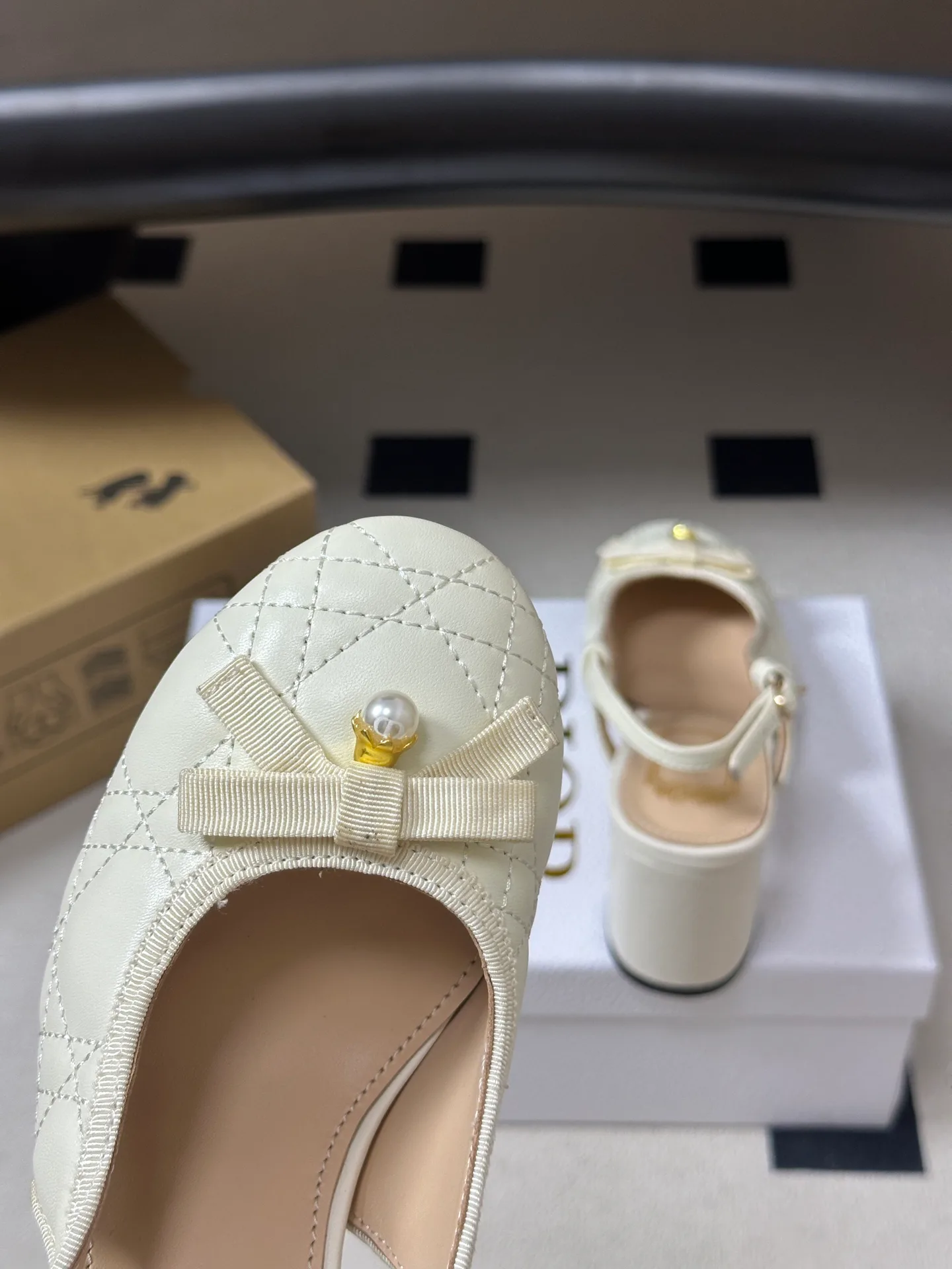 Босоножки Женские Christian Dior 17939288