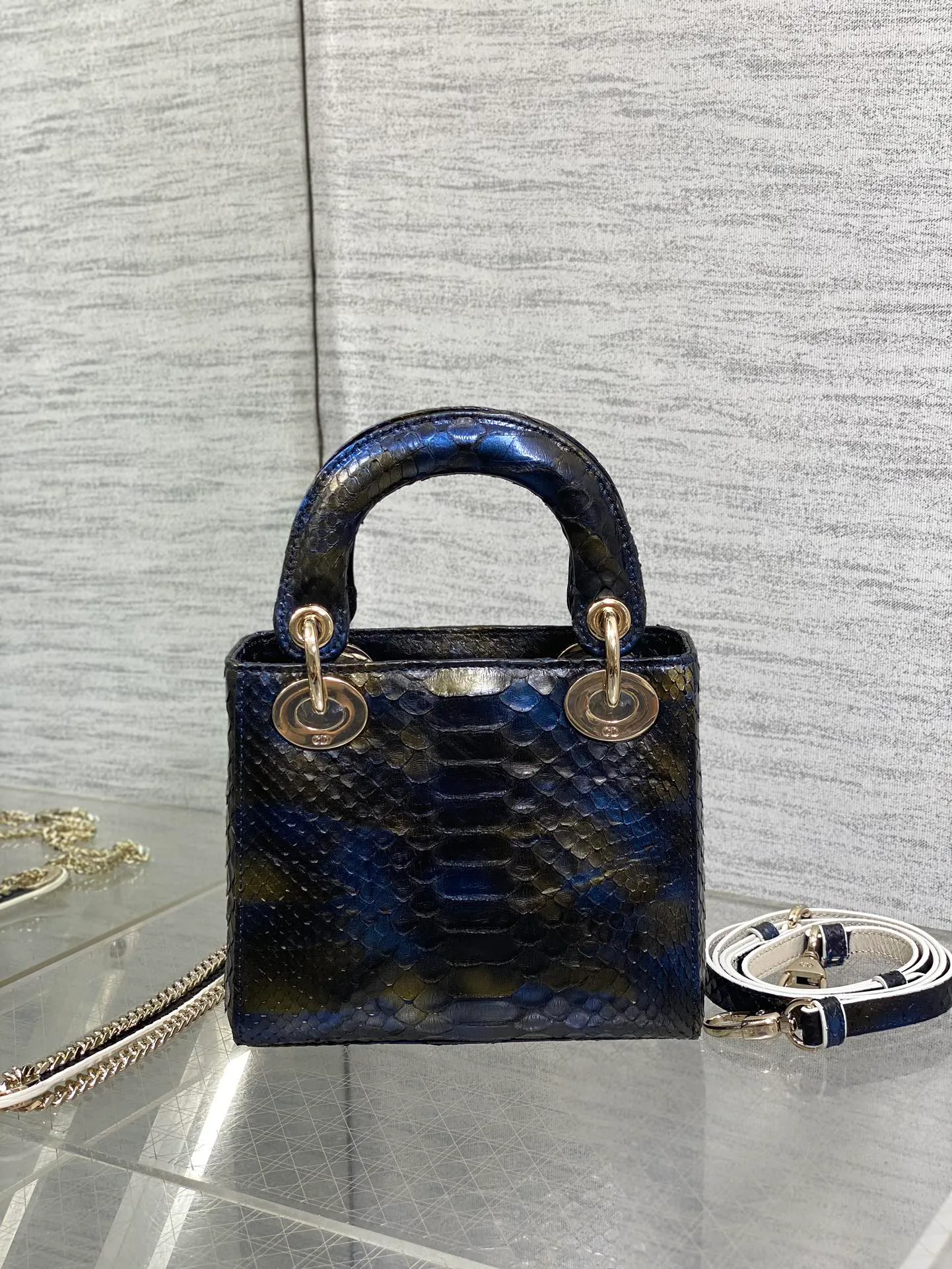 Классические Сумки Женские Christian Dior 11581746