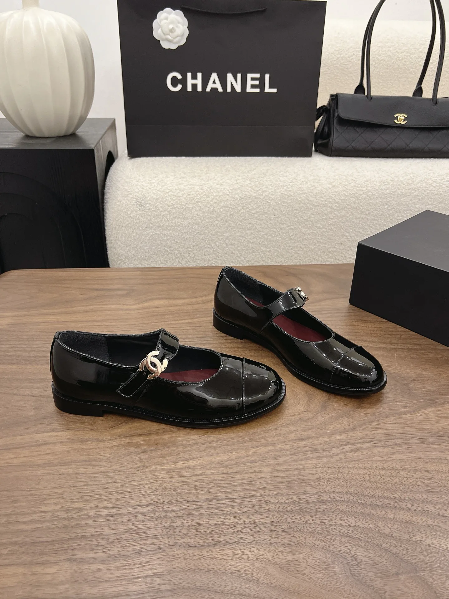 Туфли Женские Chanel 17342633