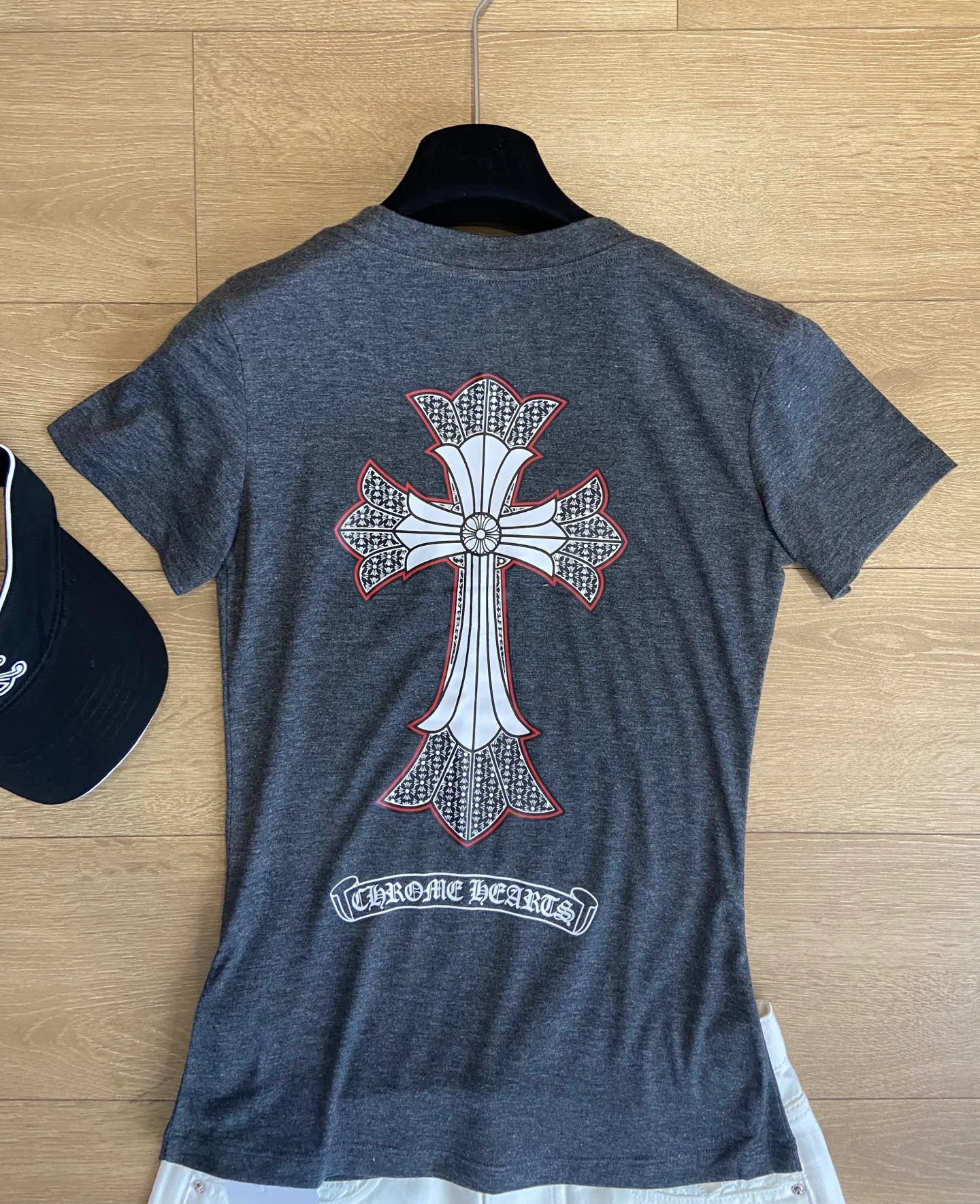 Футболки Женские Chrome Hearts 17160001