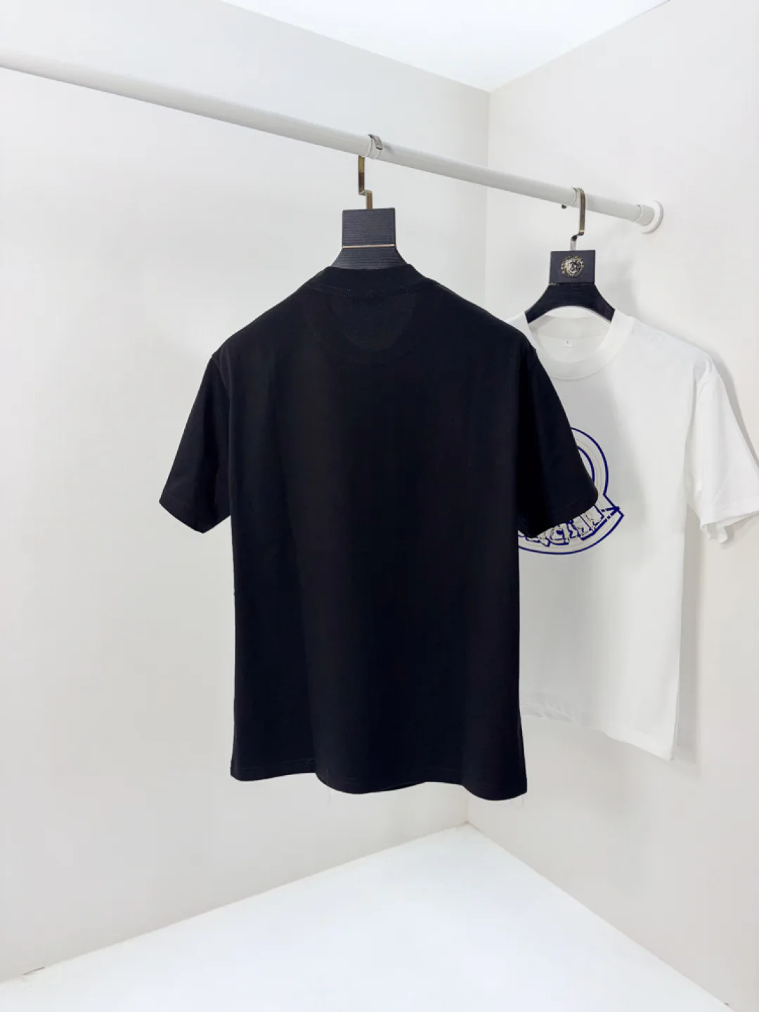 Футболки Мужские Moncler 11708805