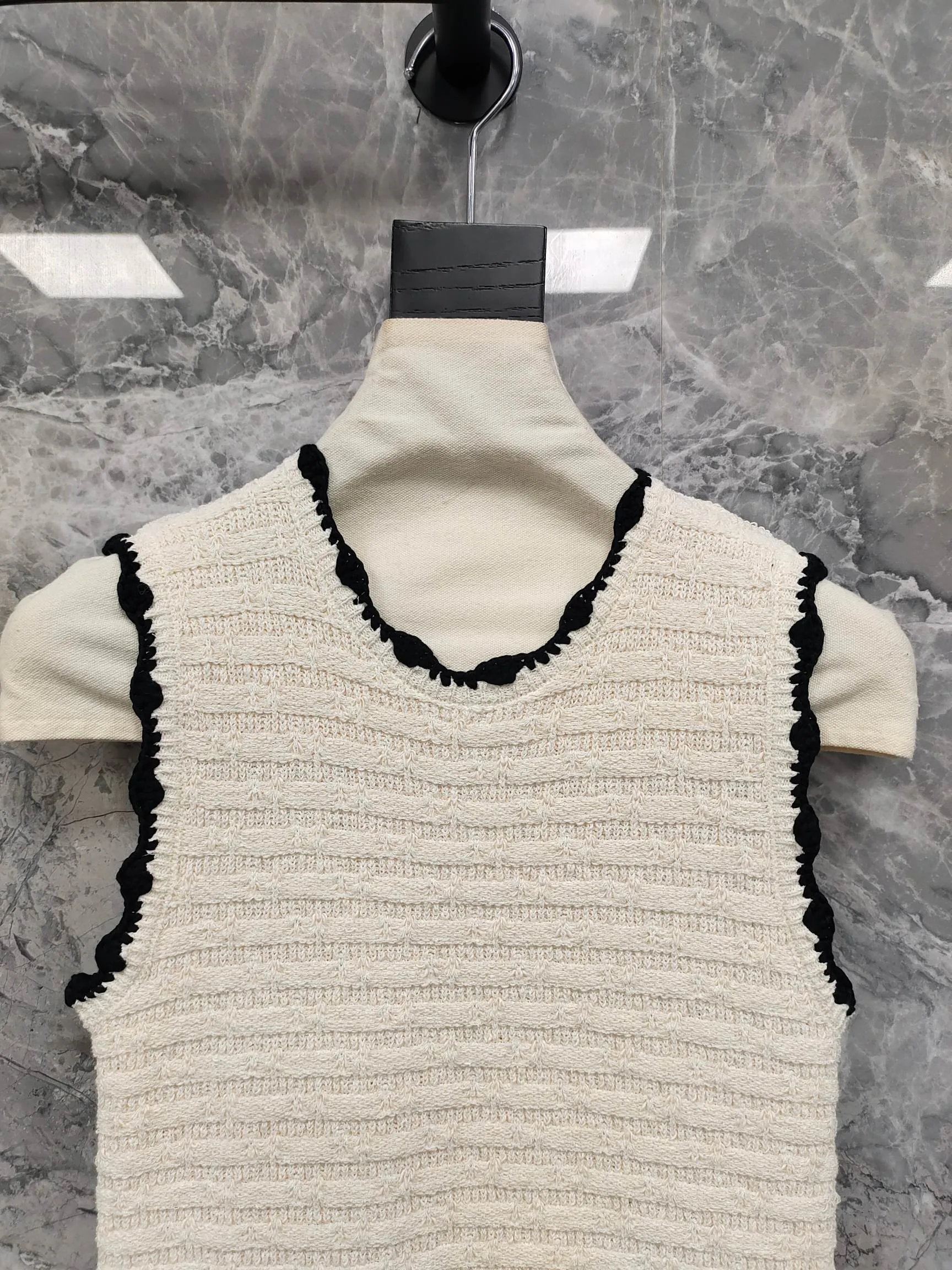 Платья Женские Chanel 10035984