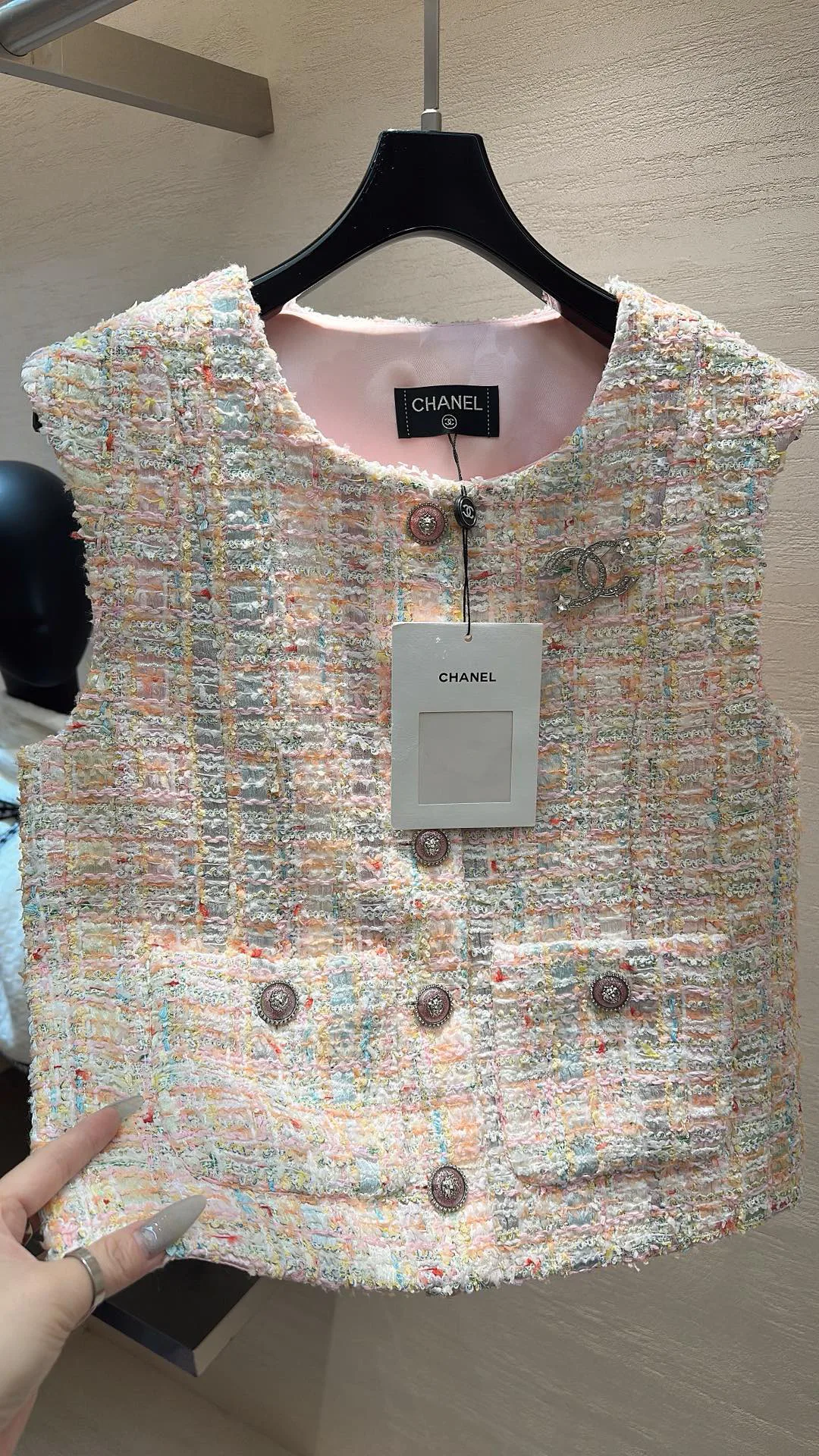 Жилеты Женские Chanel 11720378