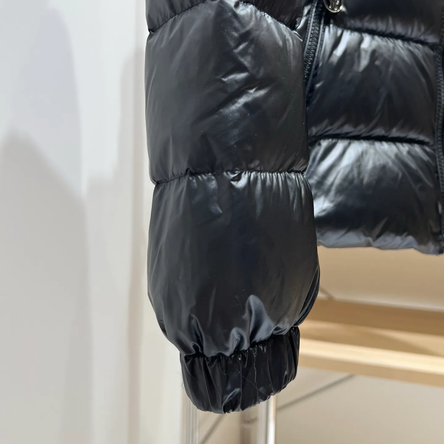 Куртки И Пуховики Женские Moncler 18032036