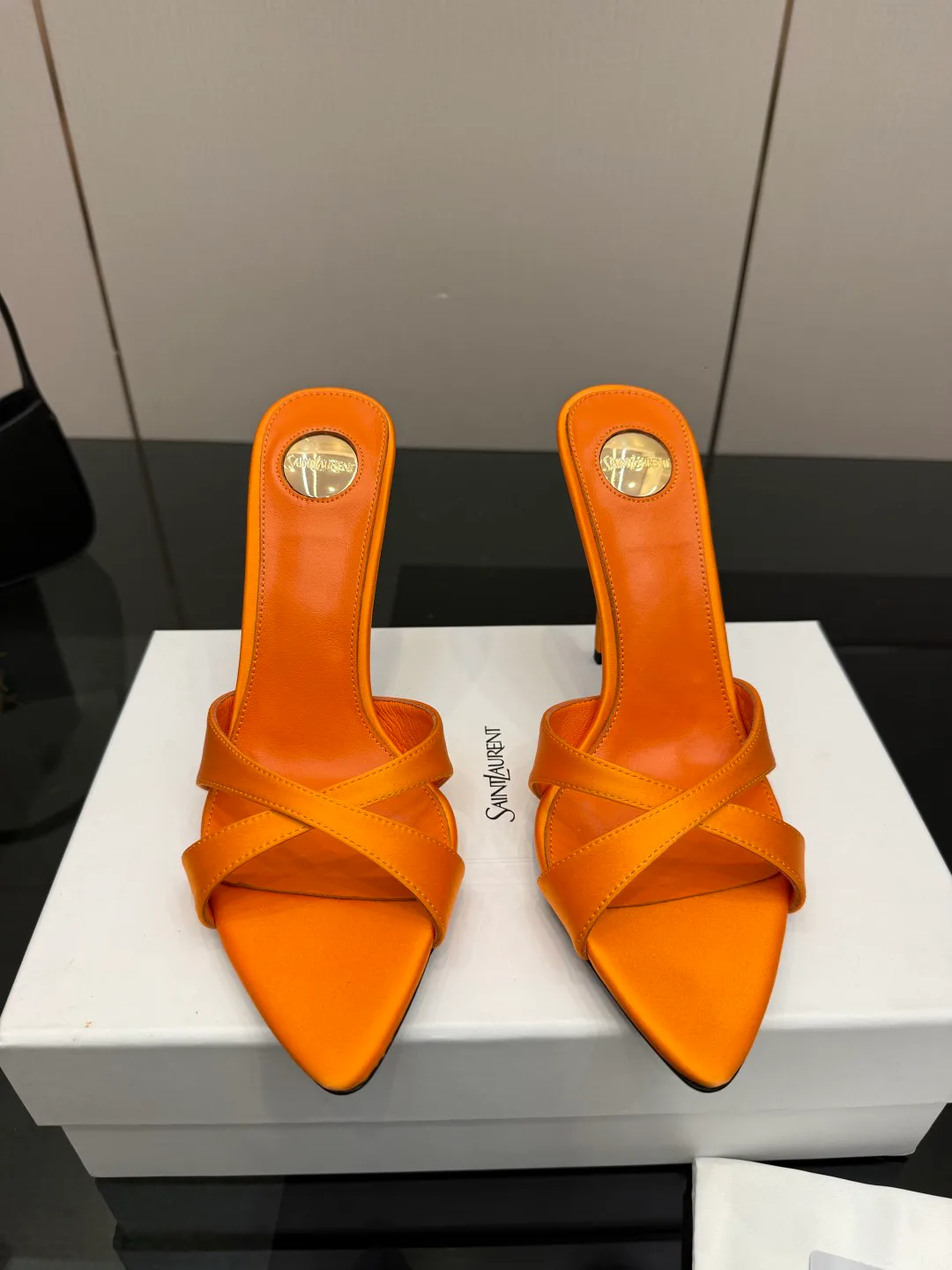 Босоножки Женские Saint Laurent 11424885