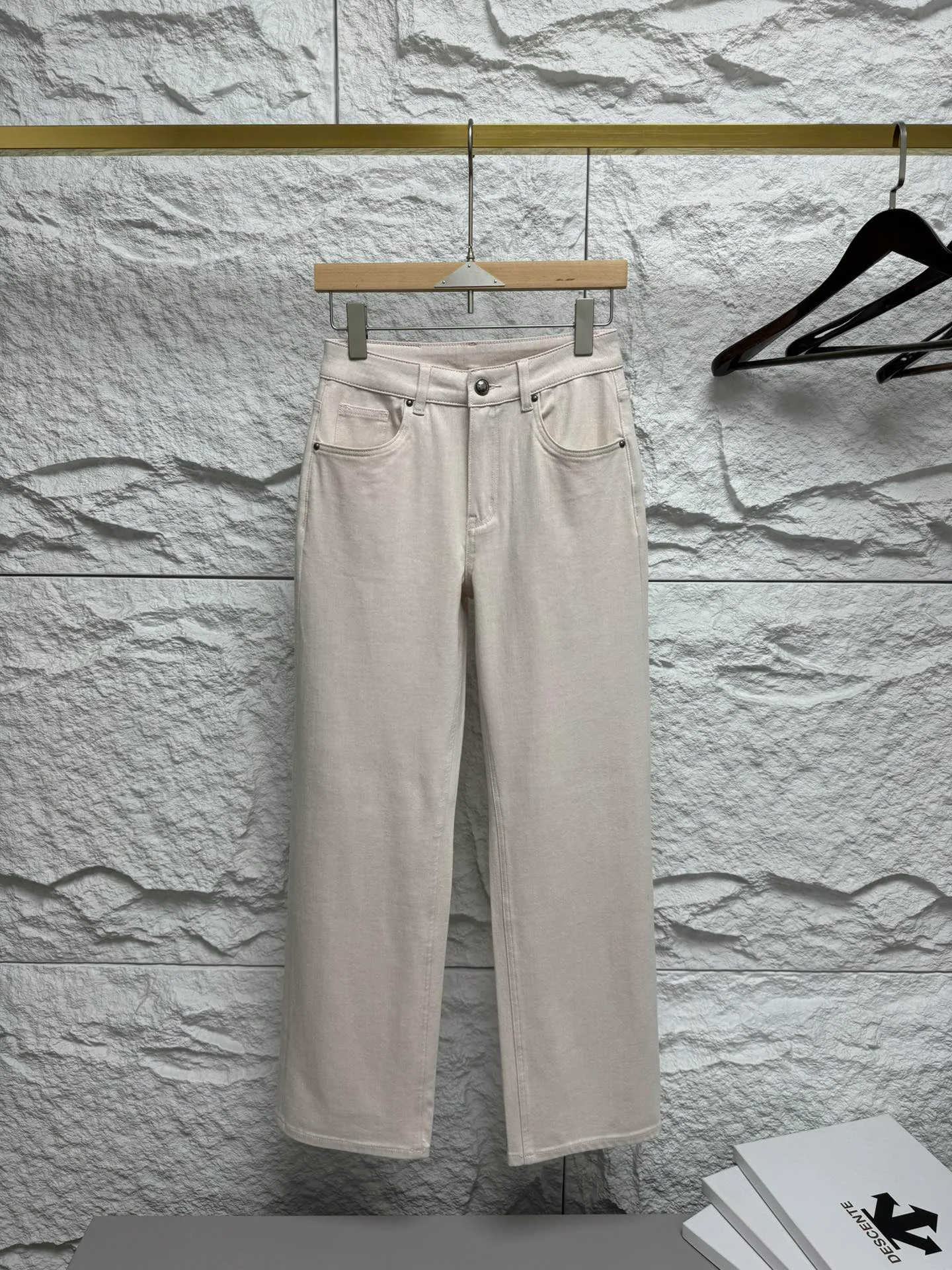 Джинсы Женские Louis Vuitton 11541175