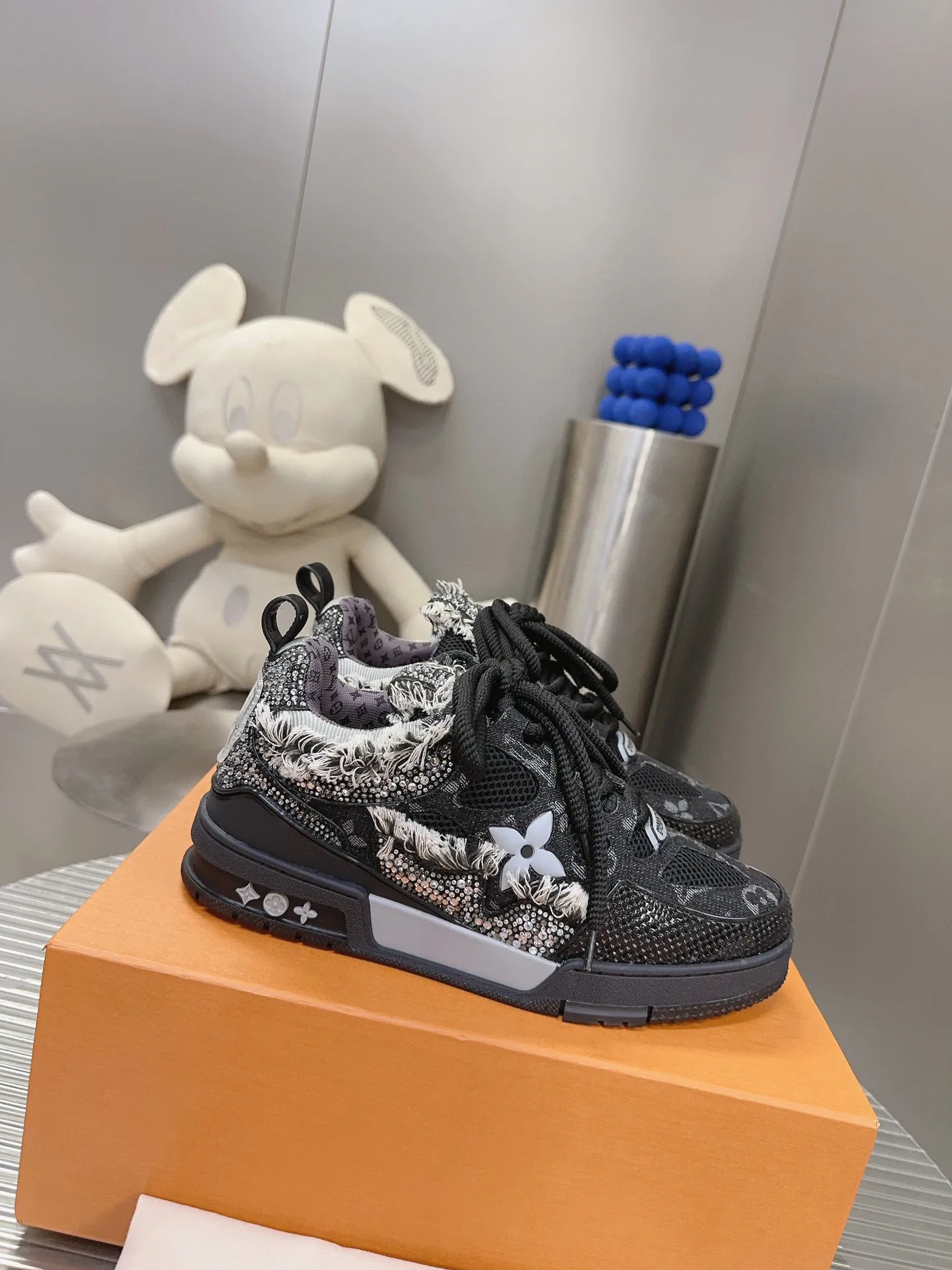 Кеды Женские Louis Vuitton 11250517