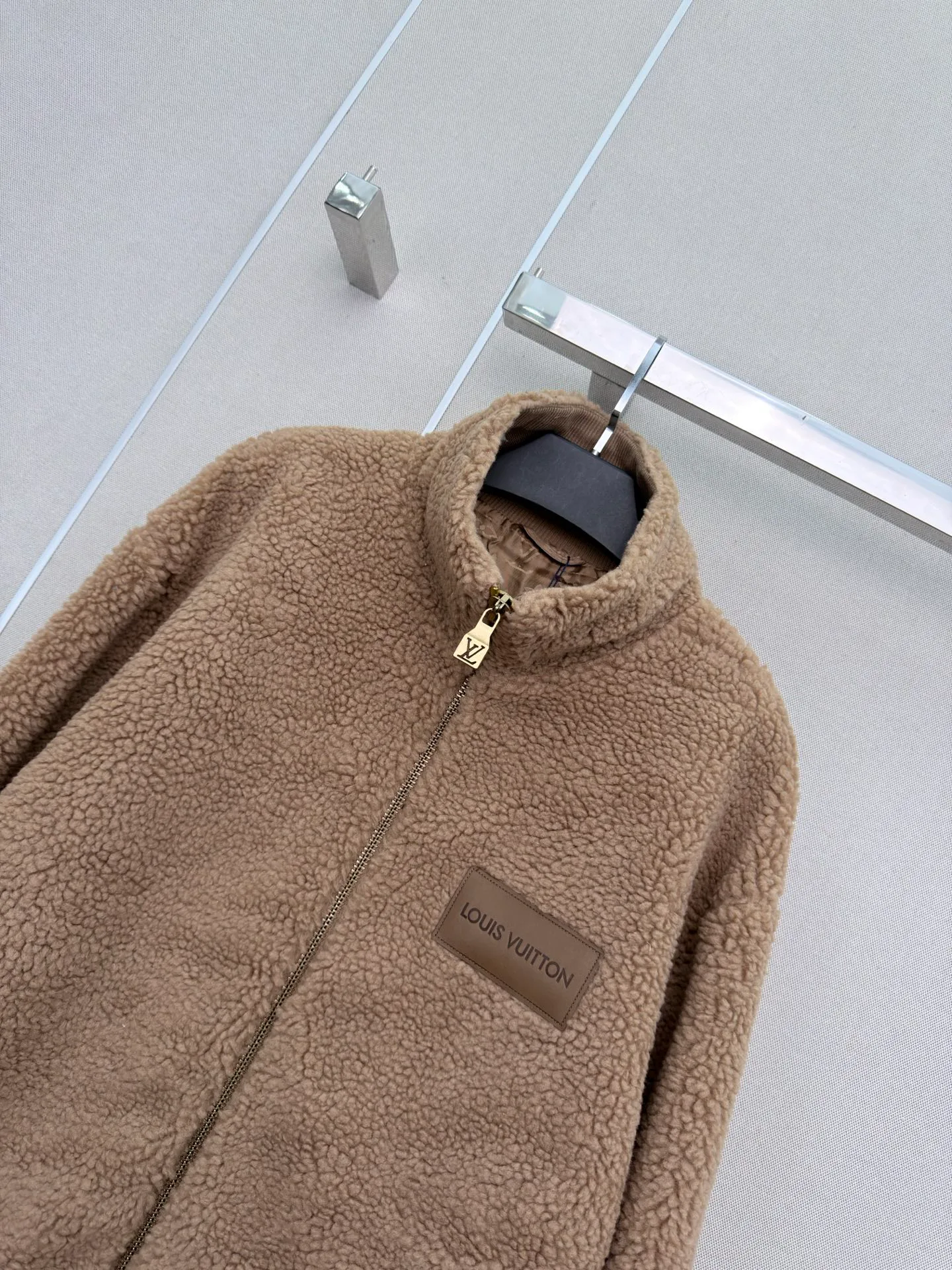 Куртки И Пуховики Женские Louis Vuitton 19981715
