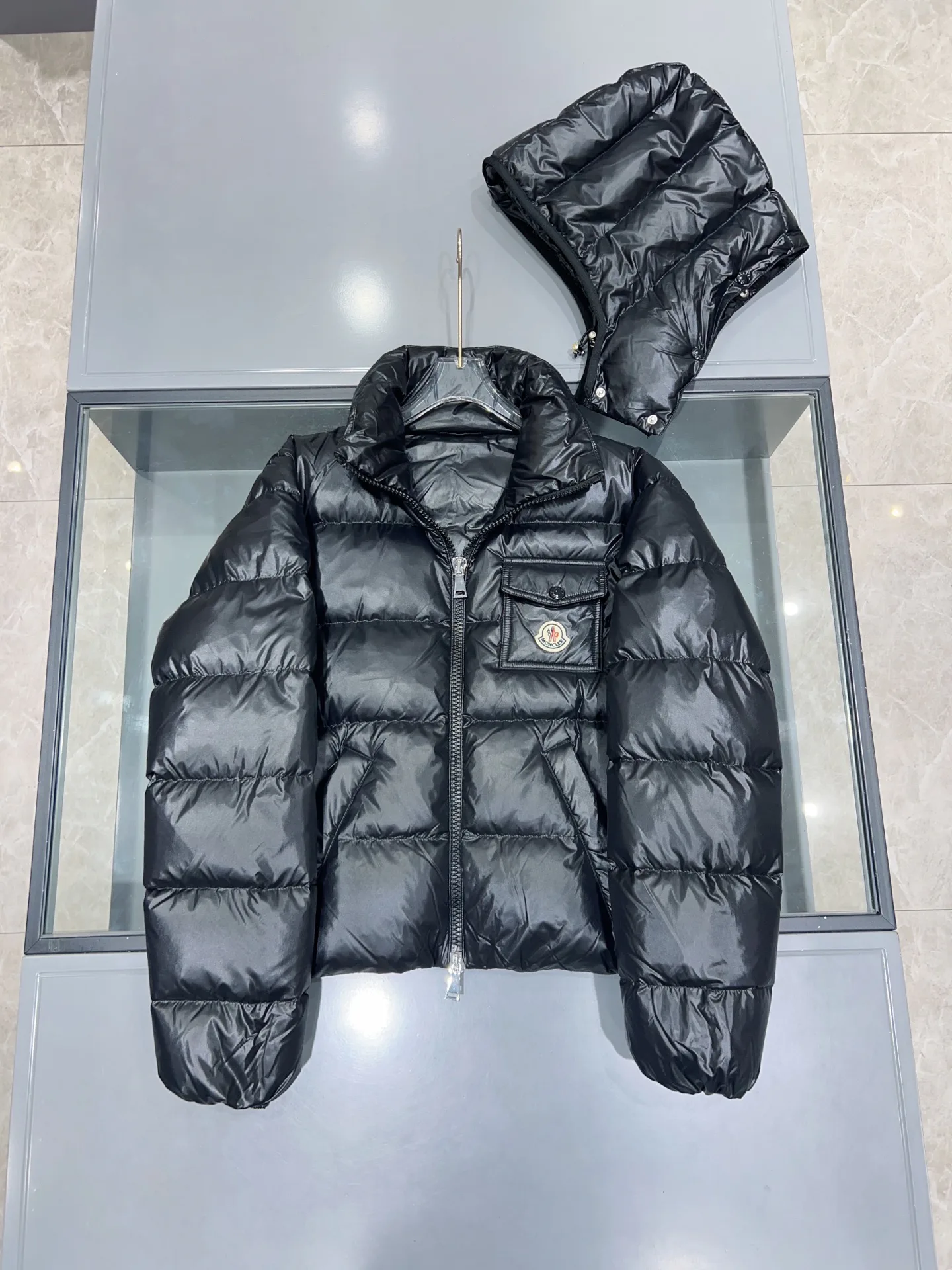 Куртки И Пуховики Женские Moncler 19563150