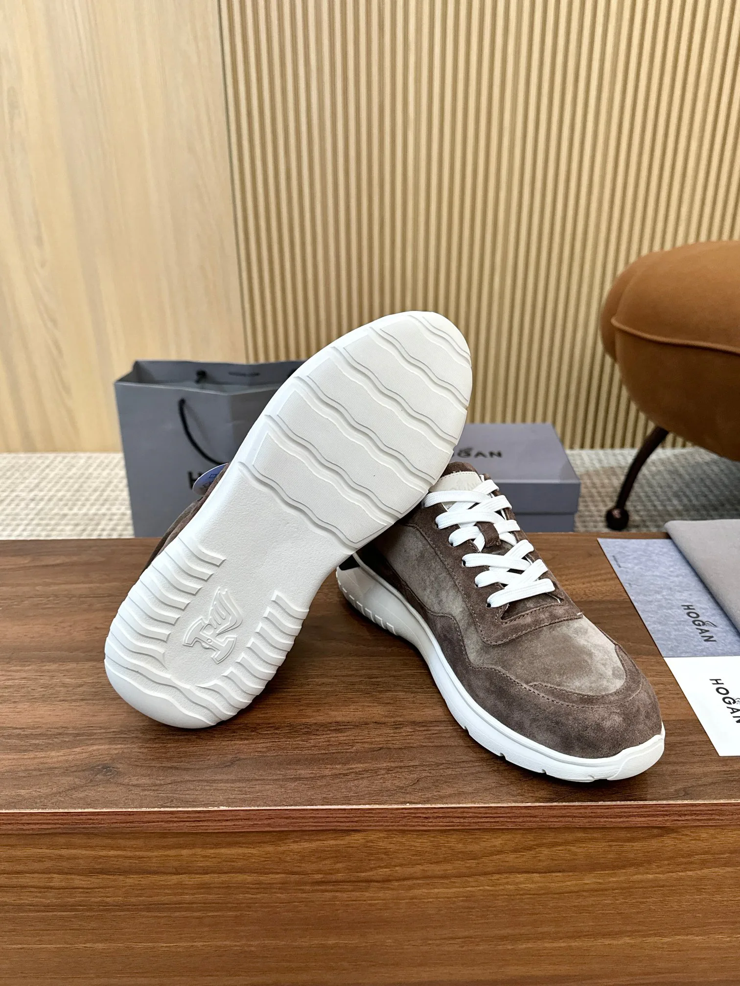 Кроссовки Женские Hogan 12835354