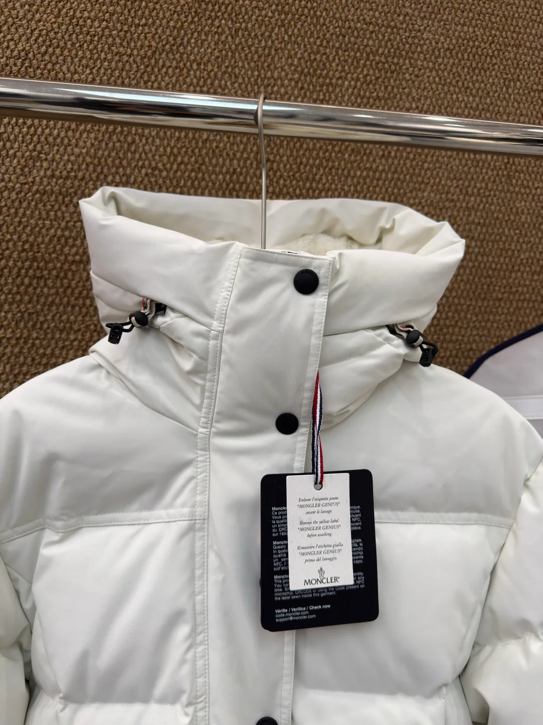 Куртки И Пуховики Женские Moncler 18816465