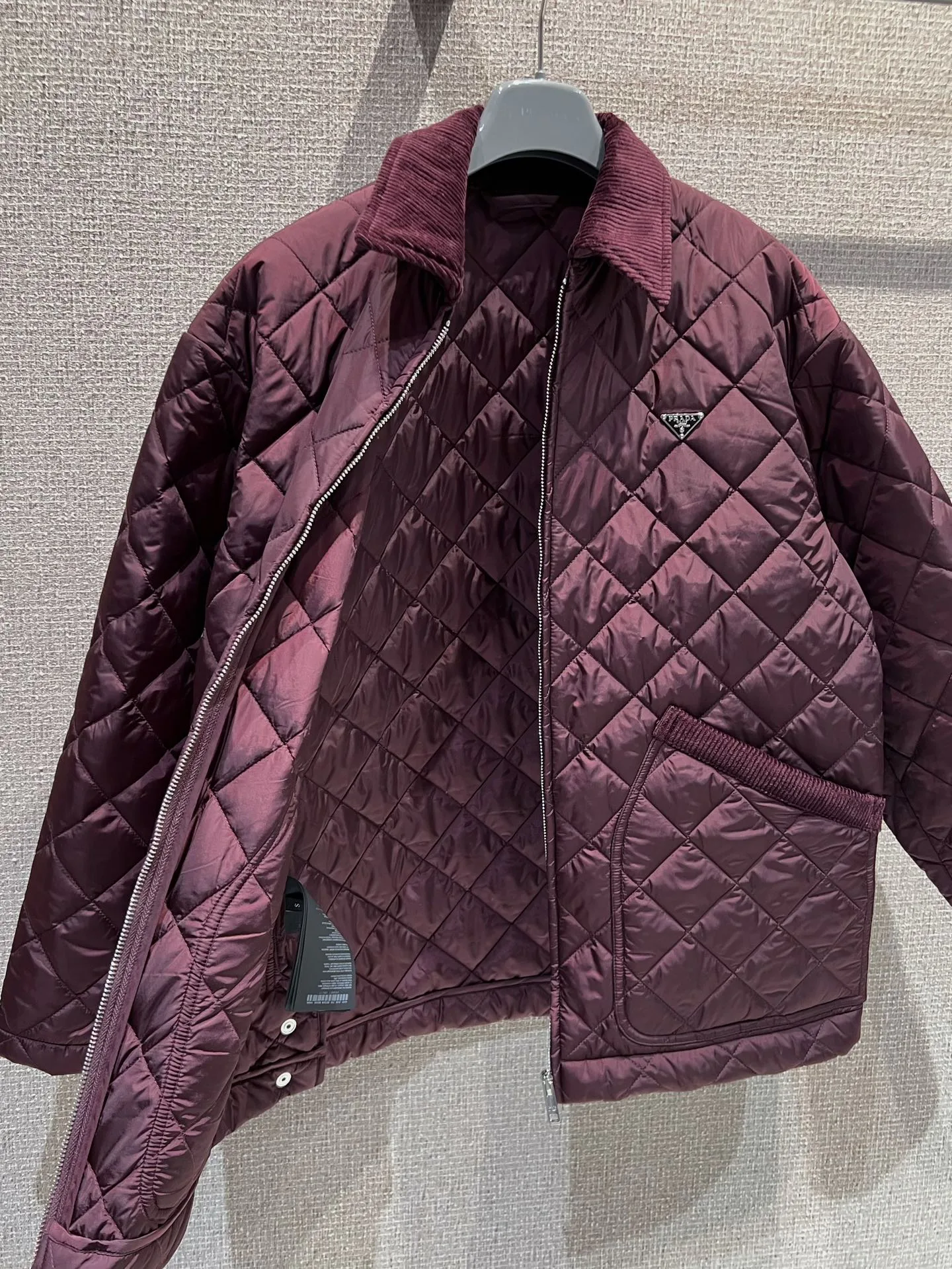 Куртки И Пуховики Женские Prada 1393898