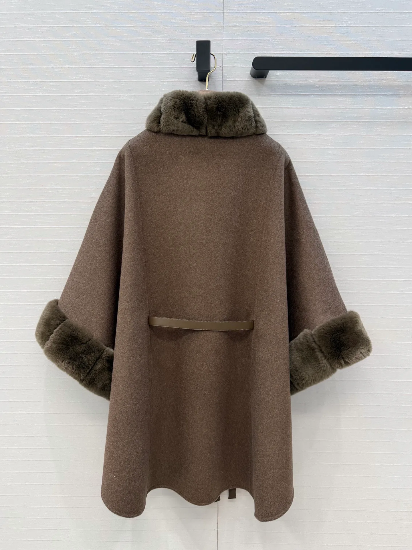 Пальто Женские Loro Piana 19393638