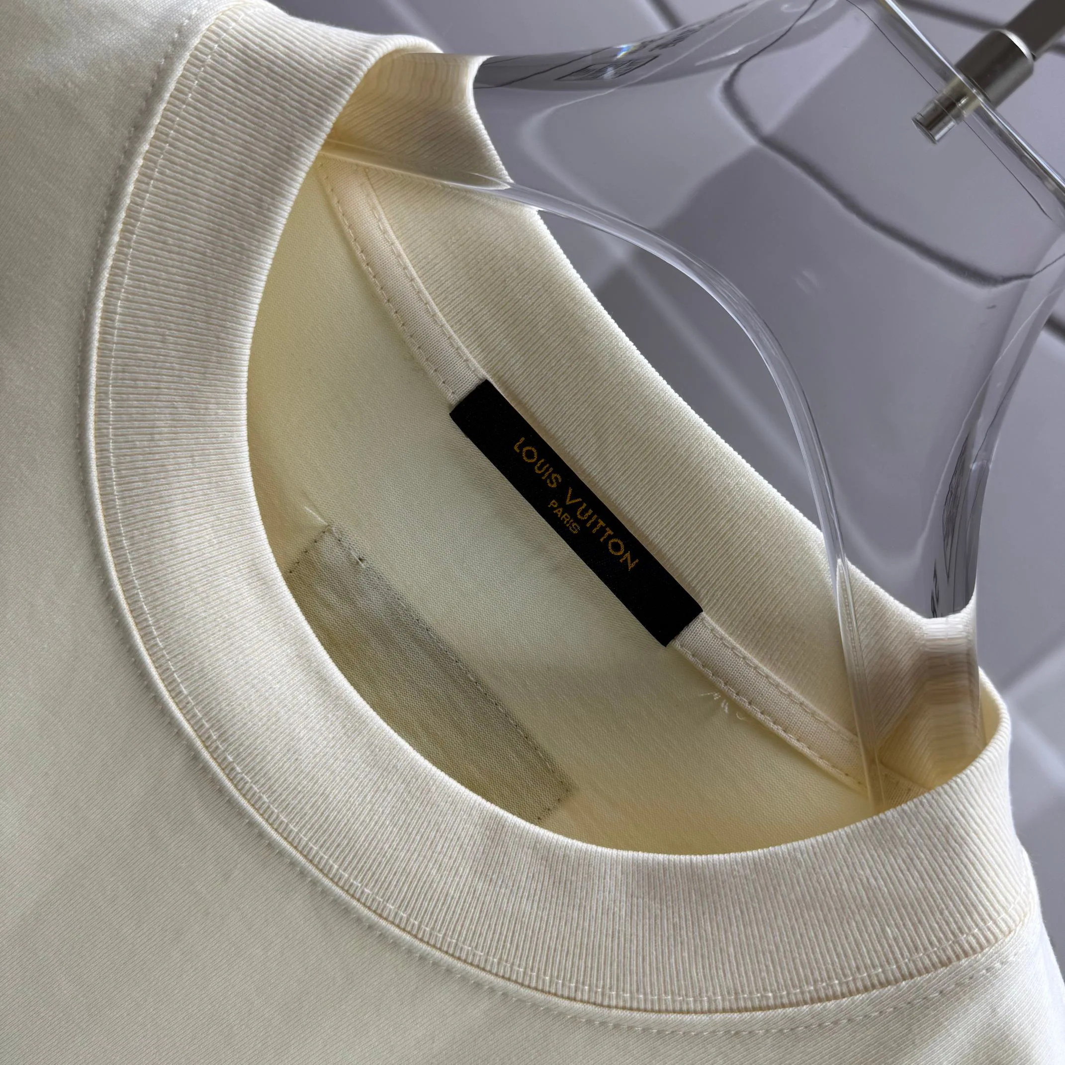 Футболки Женские Louis Vuitton 889892