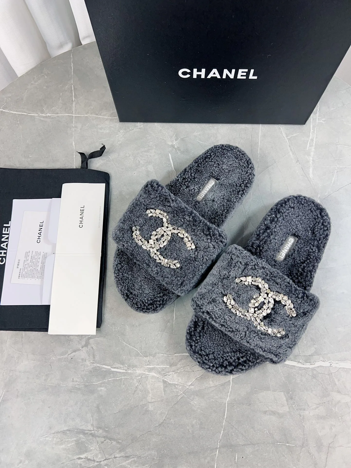 Тапочки Женские Chanel 59302