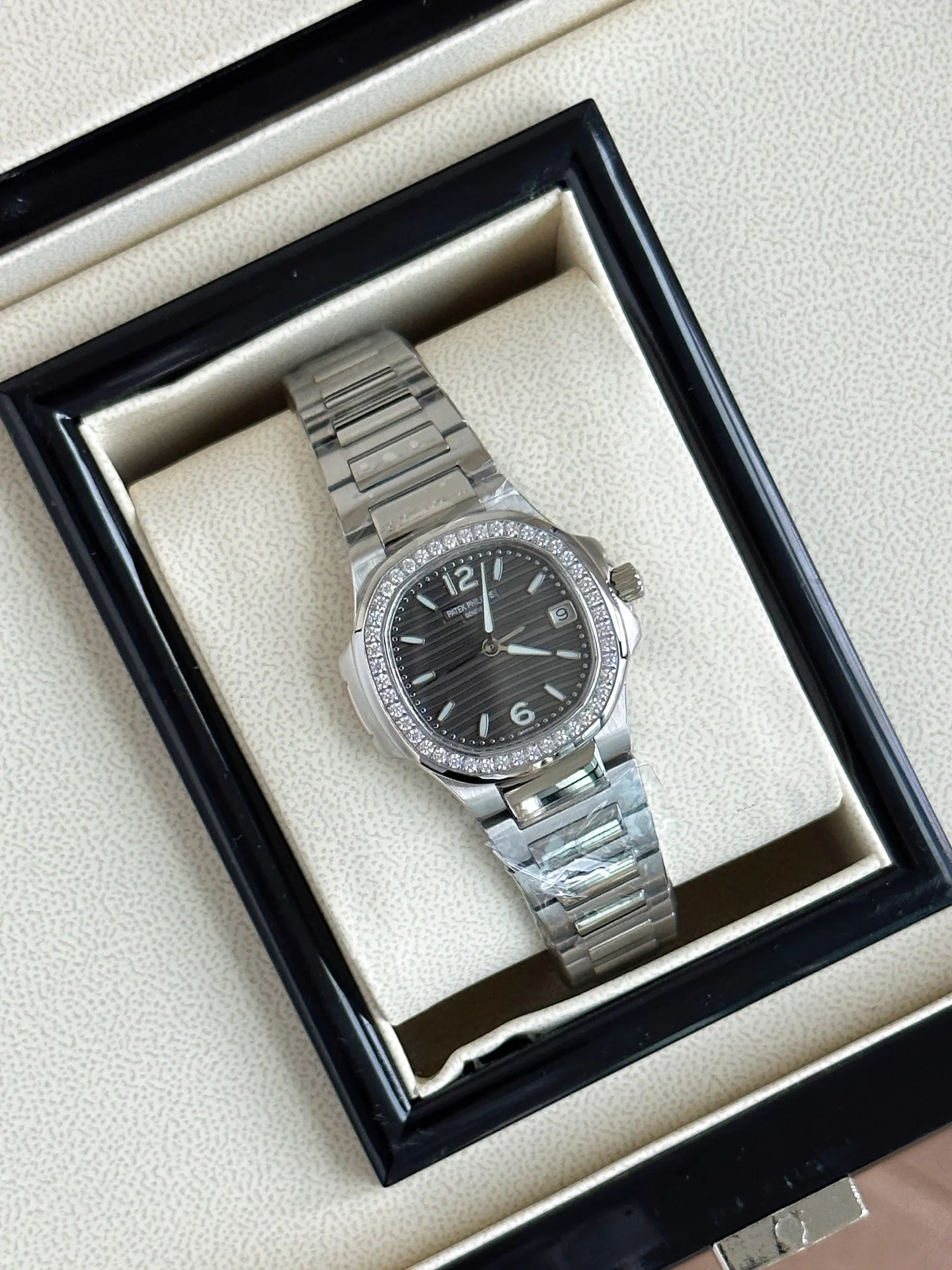 Часы Женские Patek Philippe 1256043