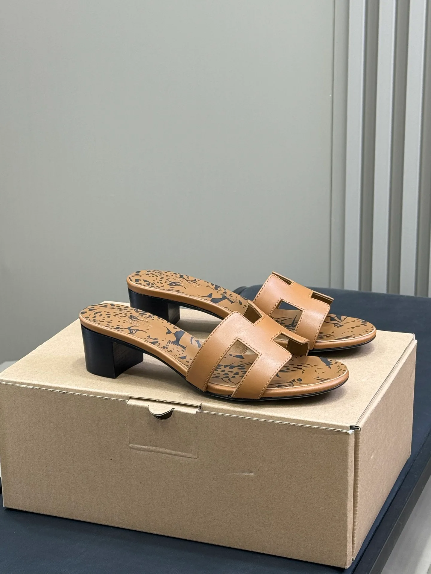 Шлепанцы Женские Hermes 32204