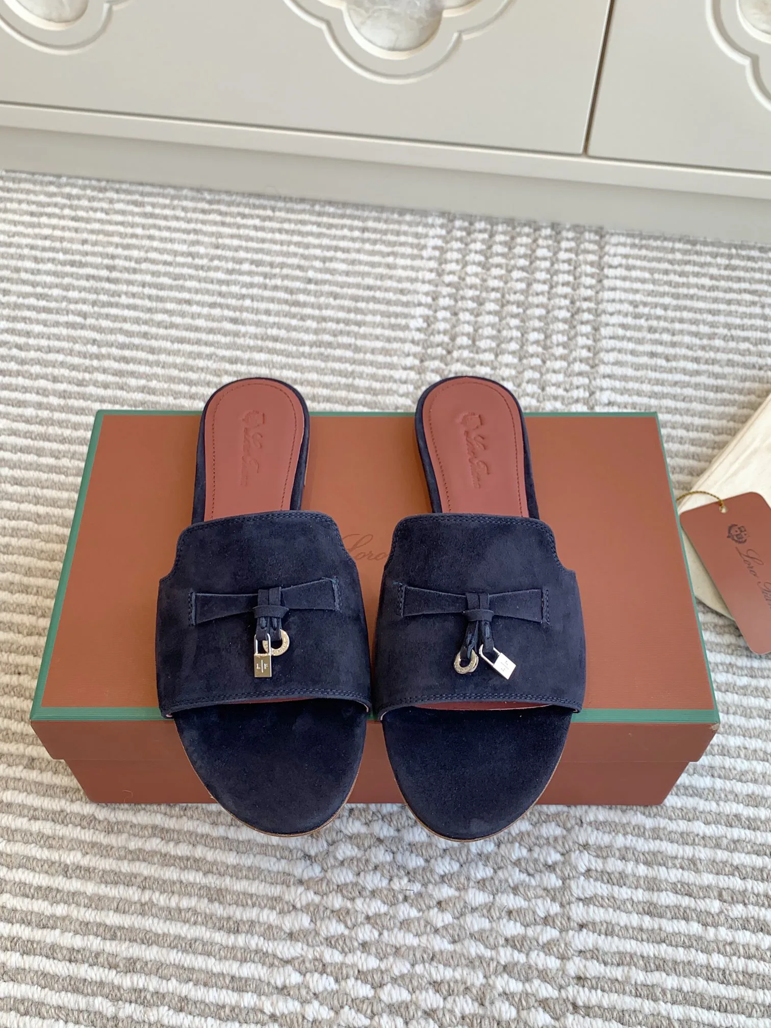 Шлепанцы Женские Loro Piana 9774