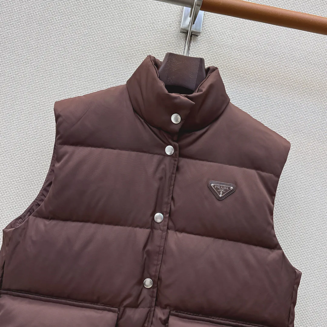 Жилеты Женские Prada 19400537