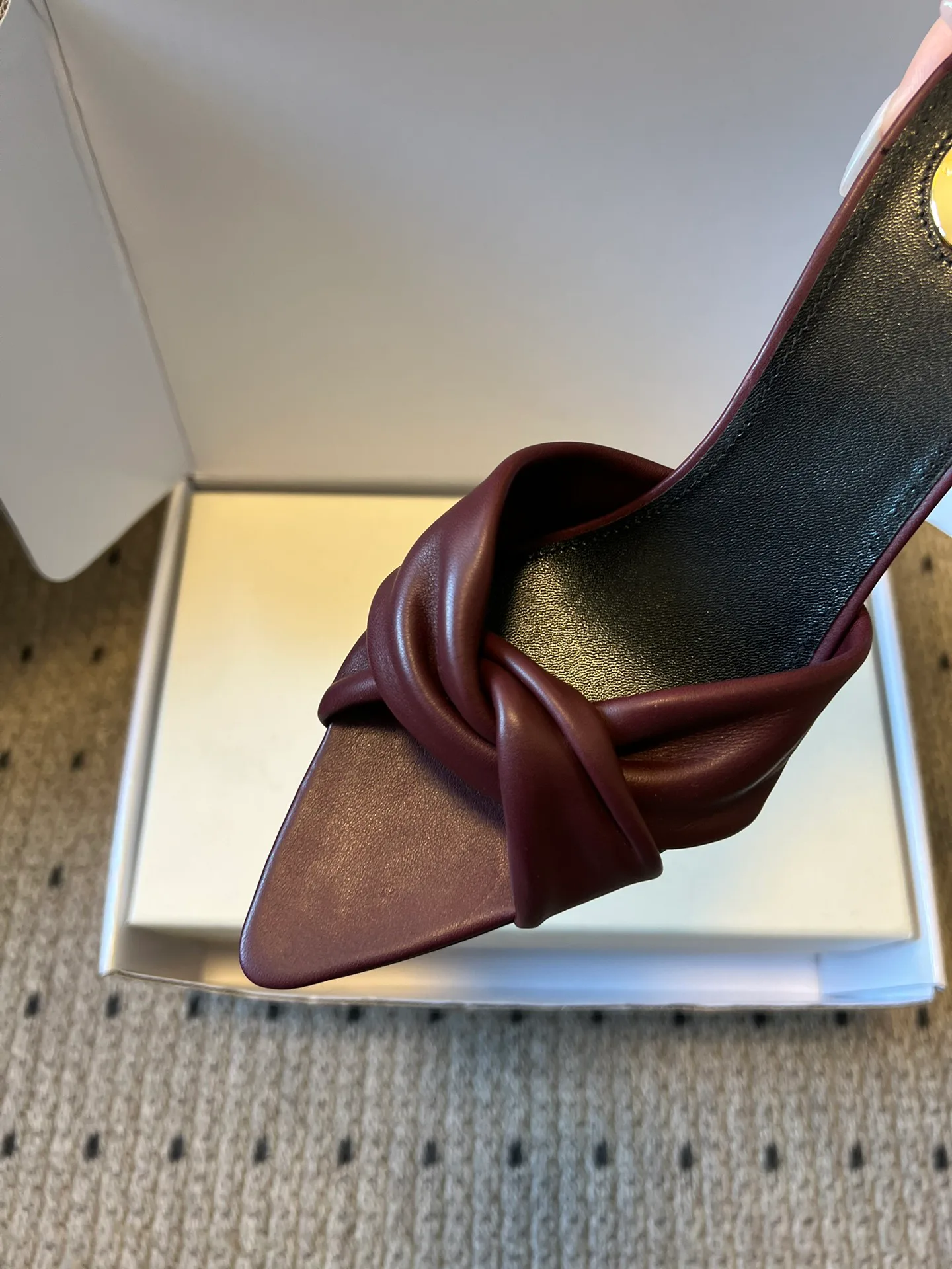 Босоножки Женские Saint Laurent 10835415