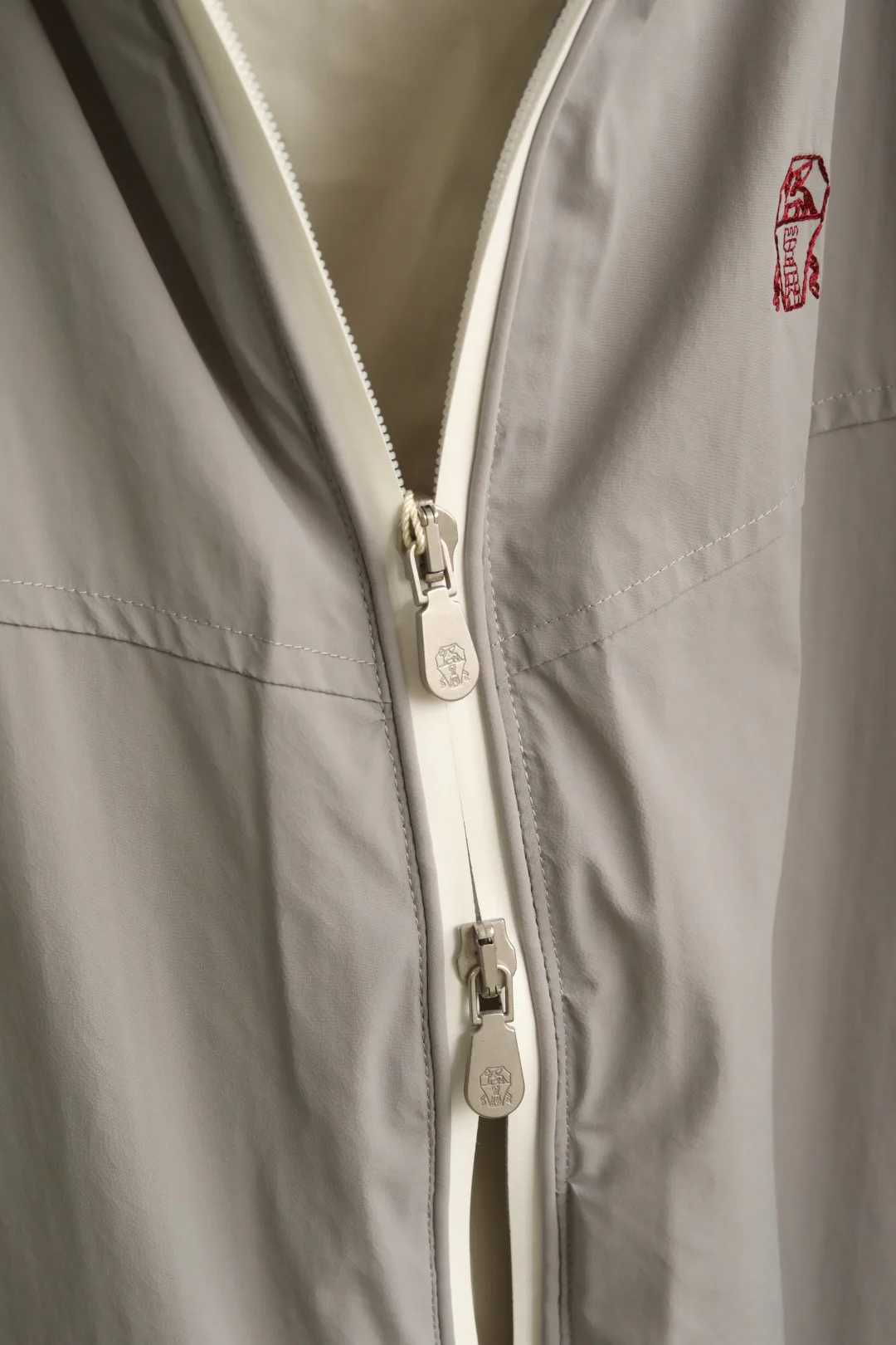 Куртки И Пуховики Мужские Brunello Cucinelli 1501843