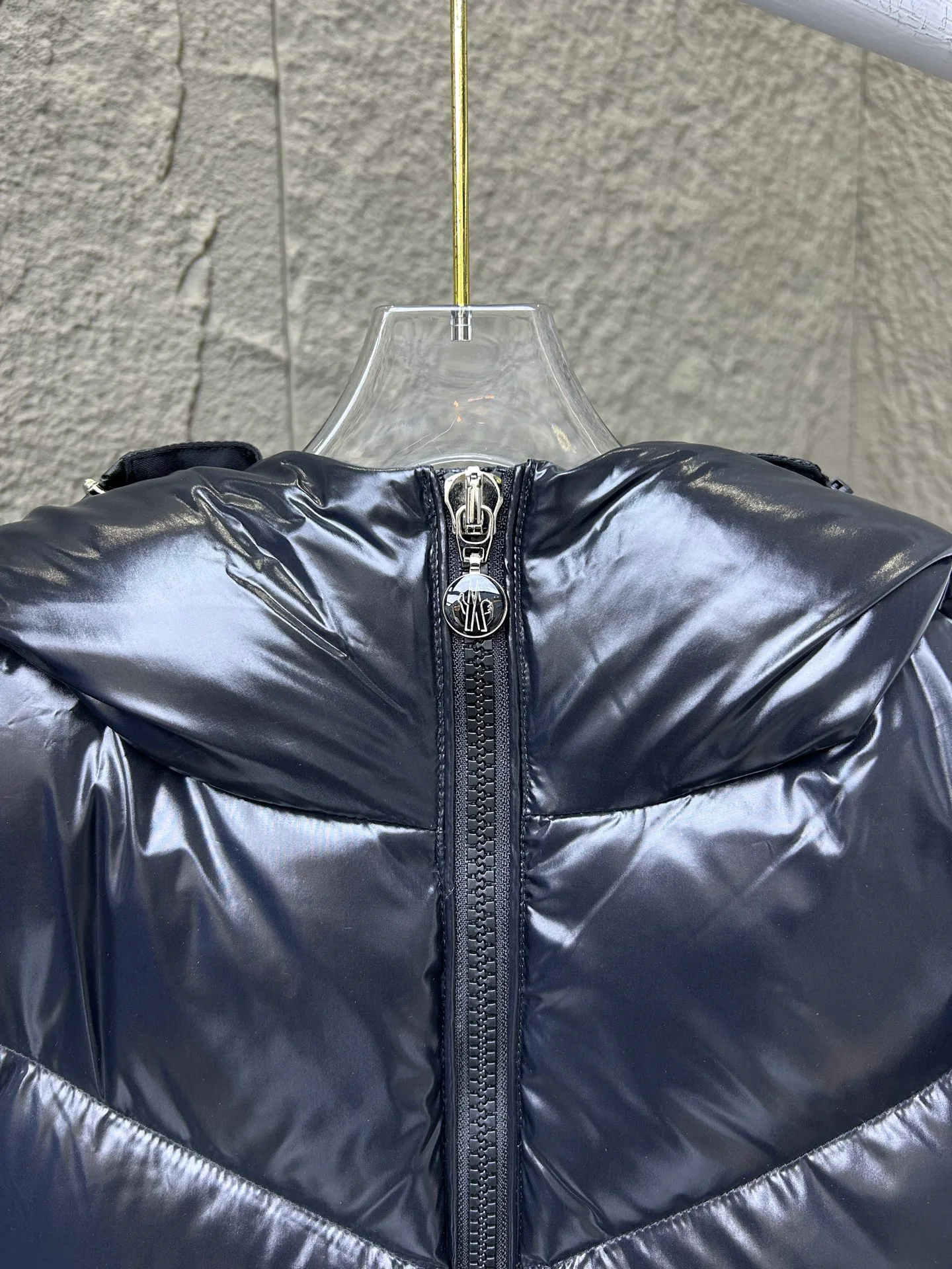 Куртки И Пуховики Женские Moncler 17964478