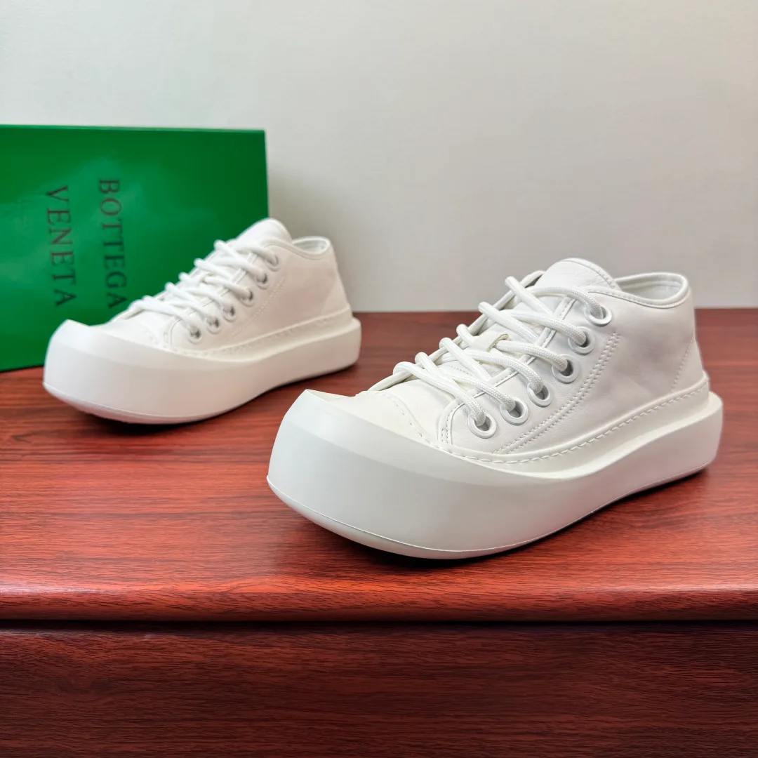 Кроссовки Мужские Bottega Veneta 13435972