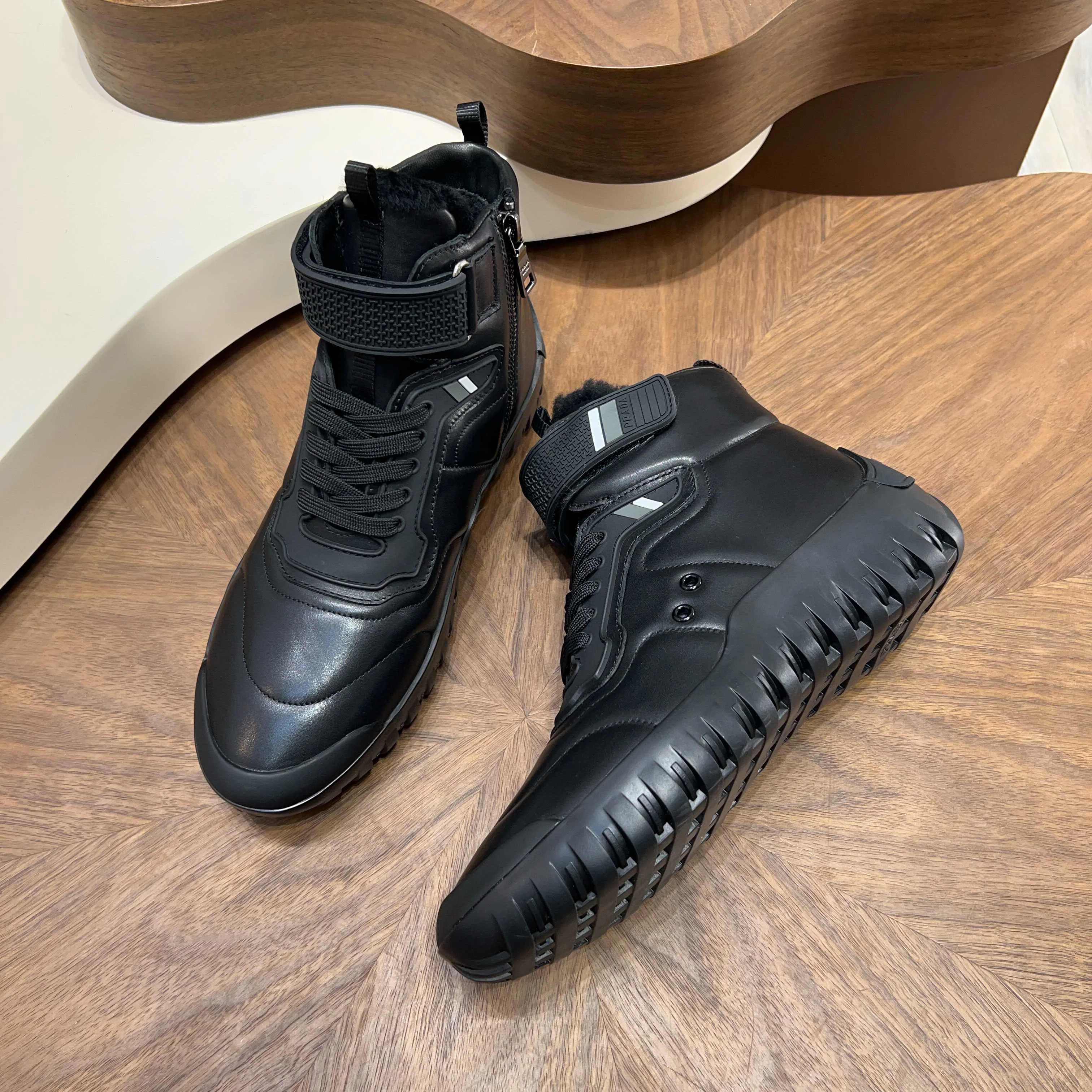 Кроссовки Мужские Prada 982839