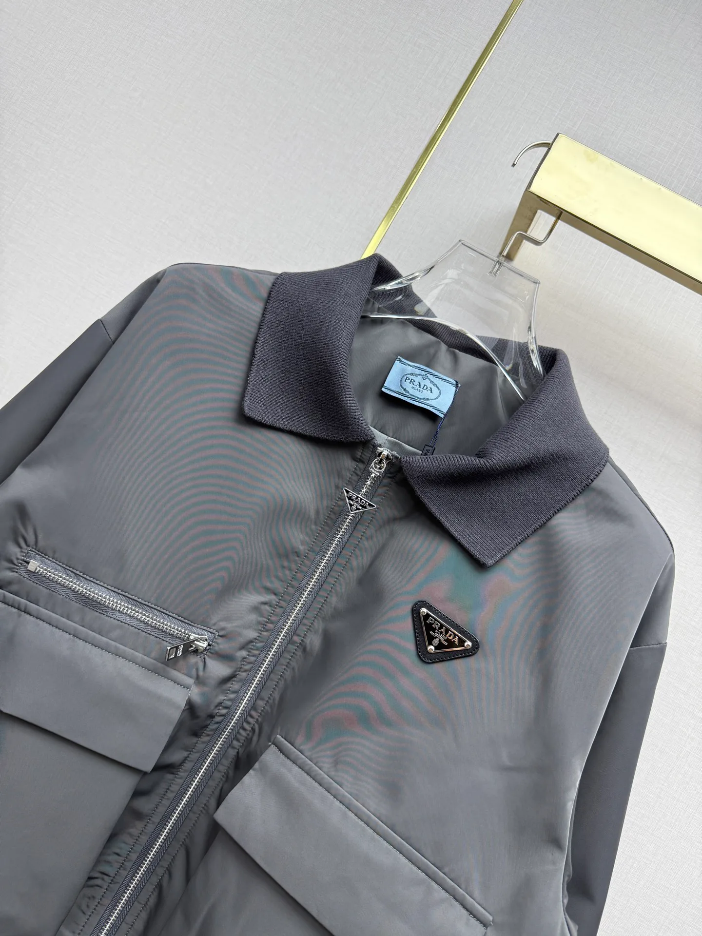Куртки И Пуховики Женские Prada 17953145