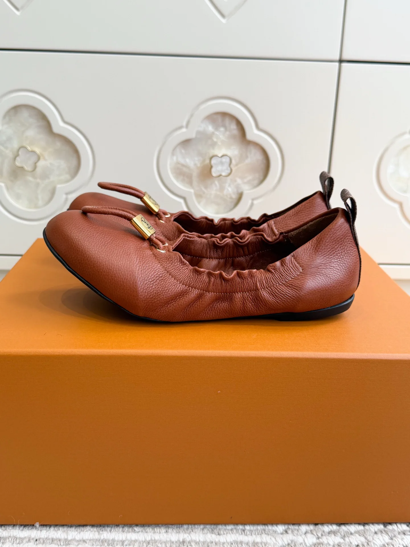 Балетки Женские Louis Vuitton 18414275