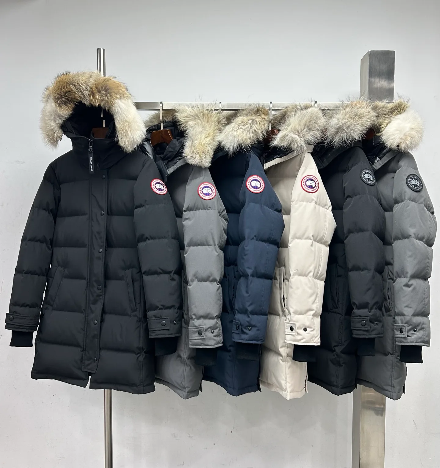 Куртки И Пуховики Женские Canada Goose 18007213