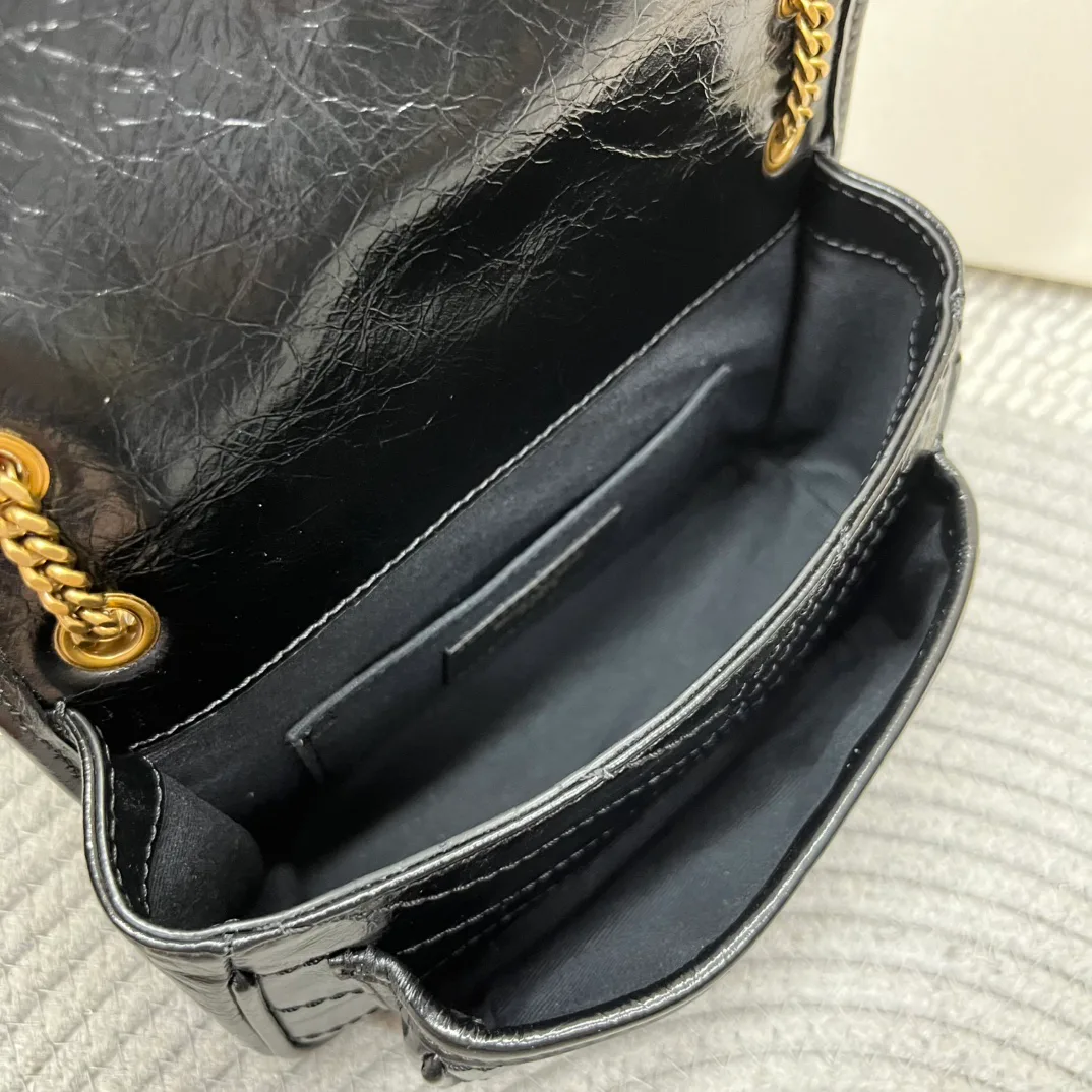 Классические Сумки Женские Saint Laurent 18220671
