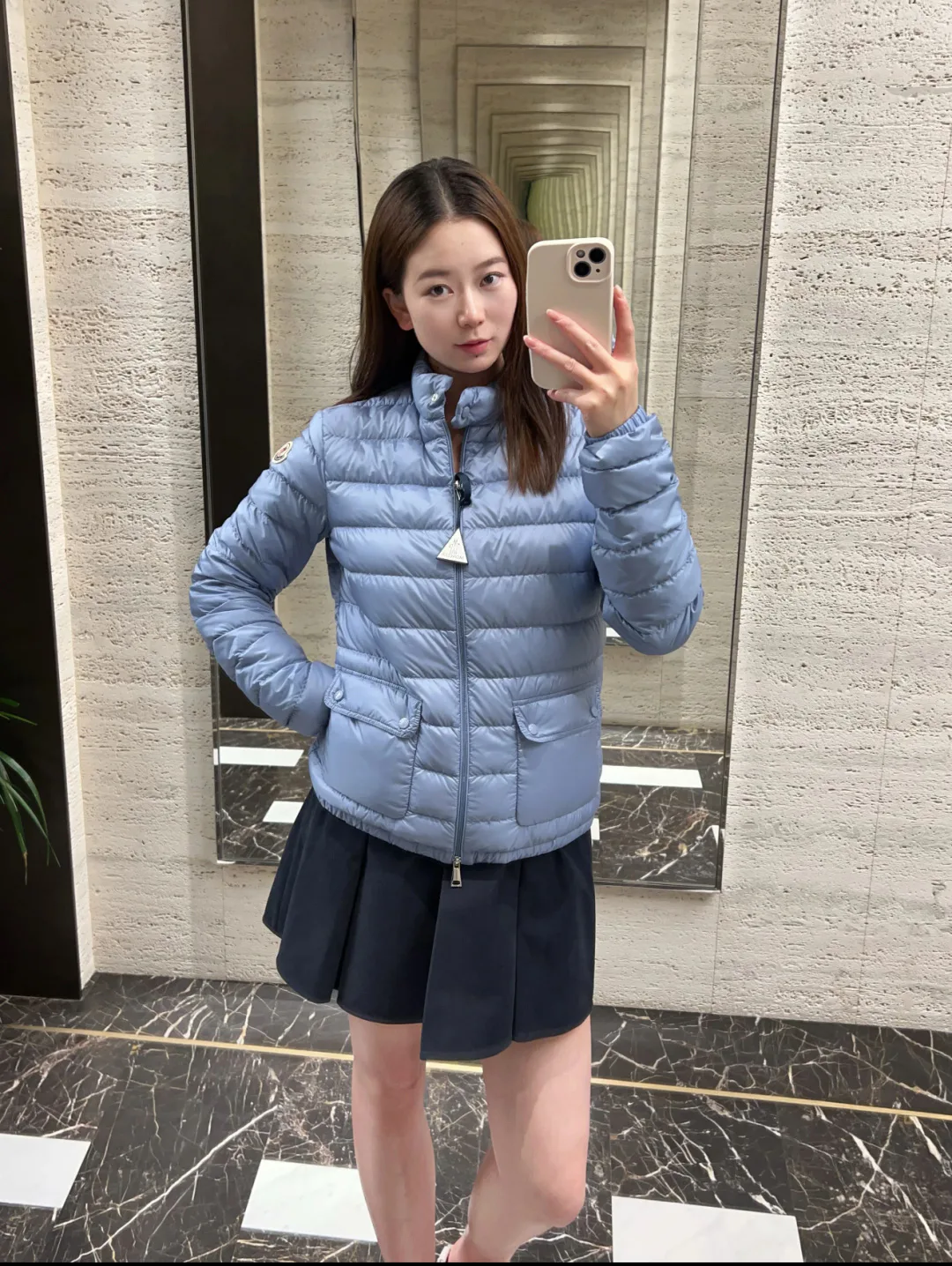 Куртки И Пуховики Женские Moncler 18989600