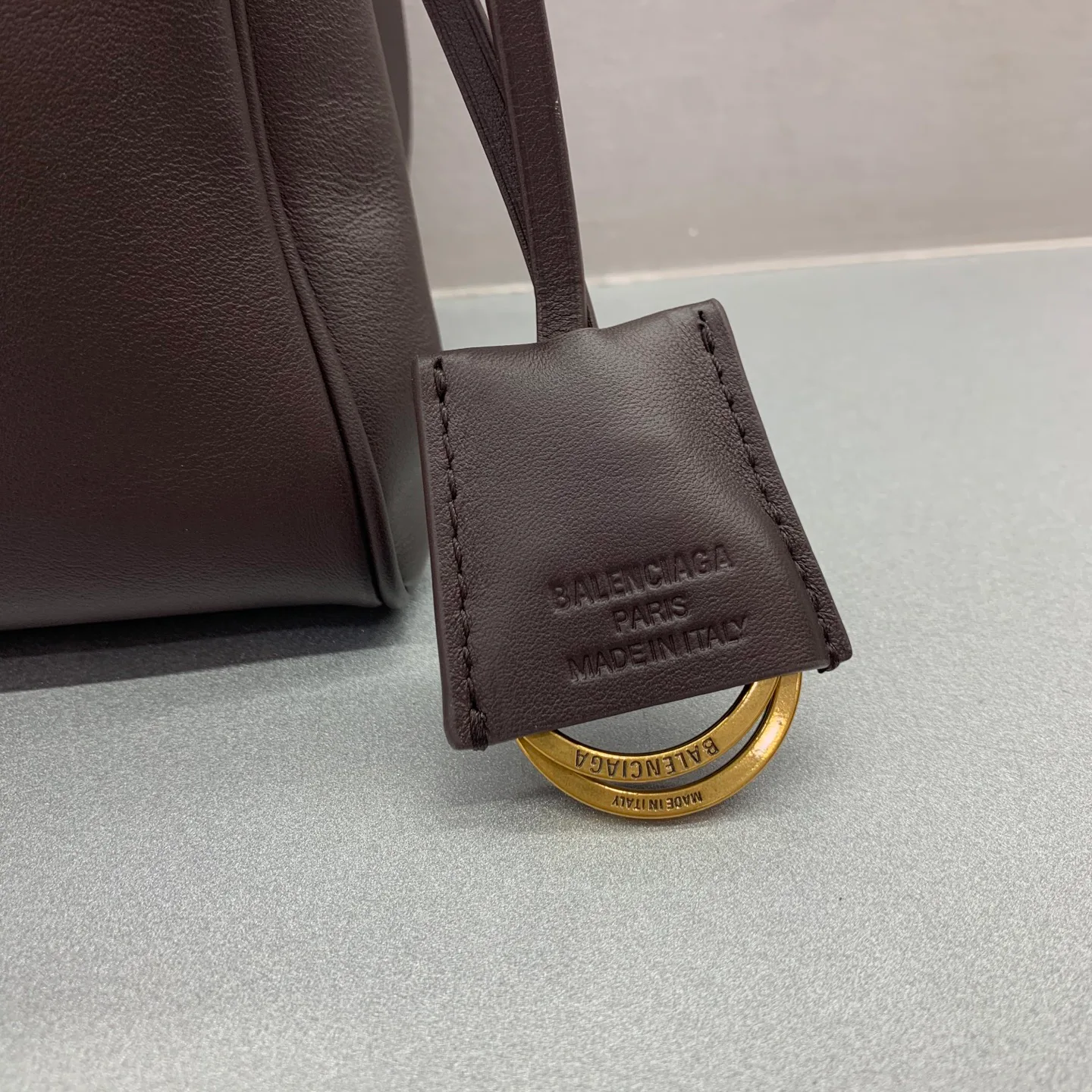 Классические Сумки Женские Balenciaga 18136468