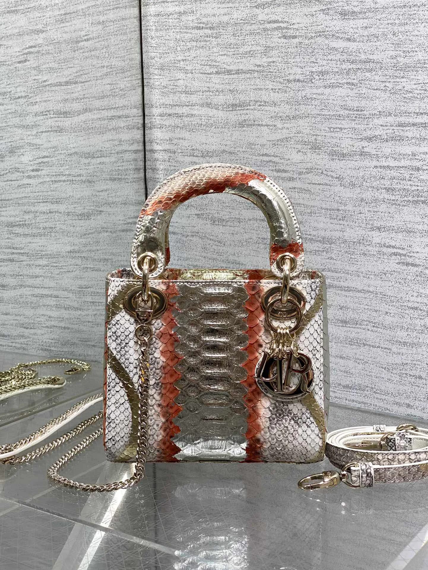 Классические Сумки Женские Christian Dior 11581708