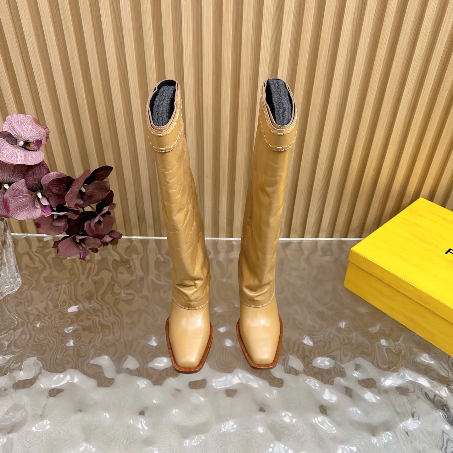Сапоги Женские Fendi 18235451