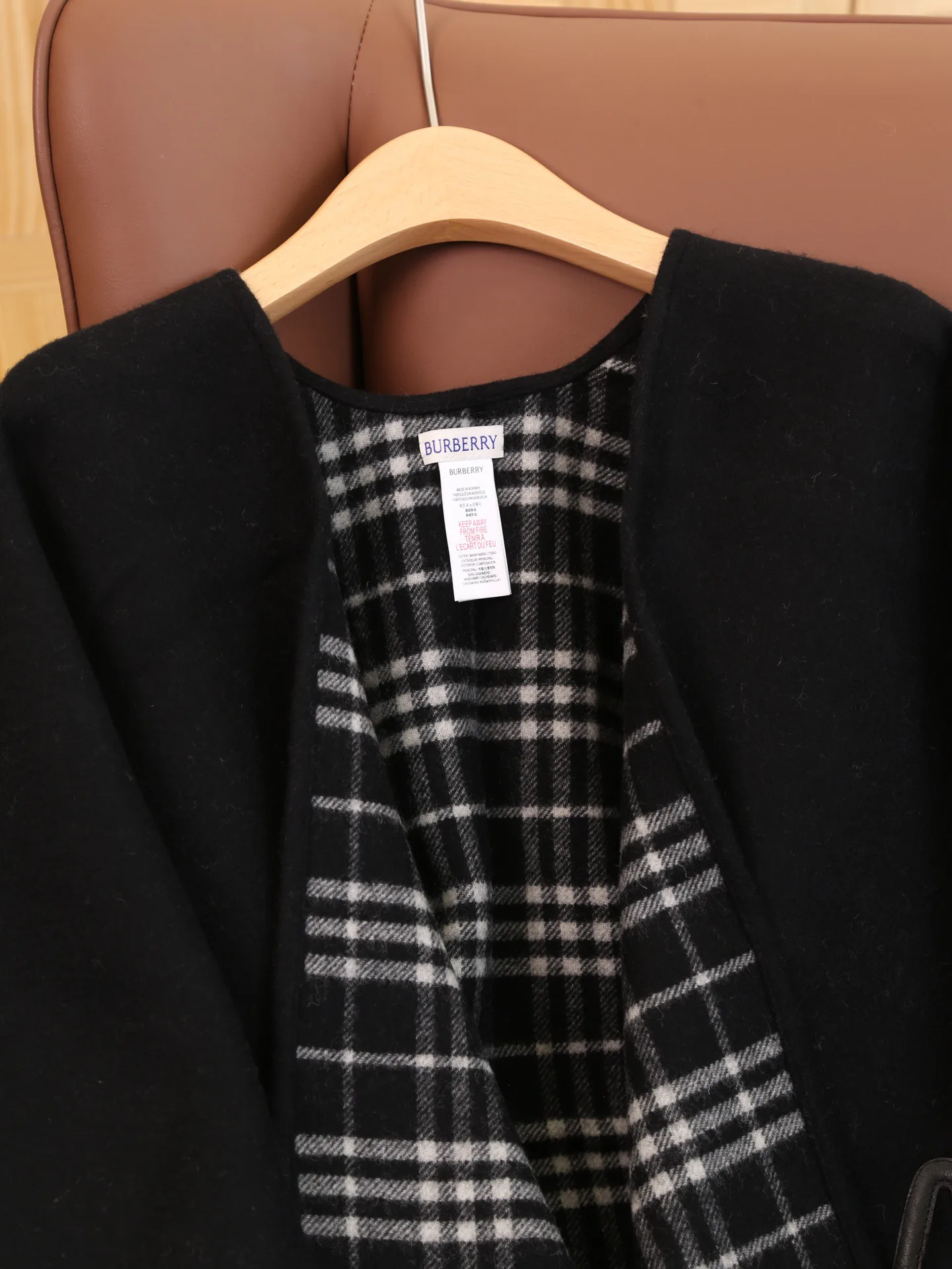Пальто Женские Burberry 19686935